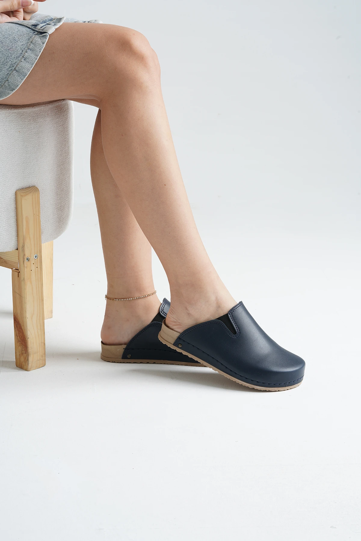 8132 Lacivert Renkli Sek Konfort Terlik