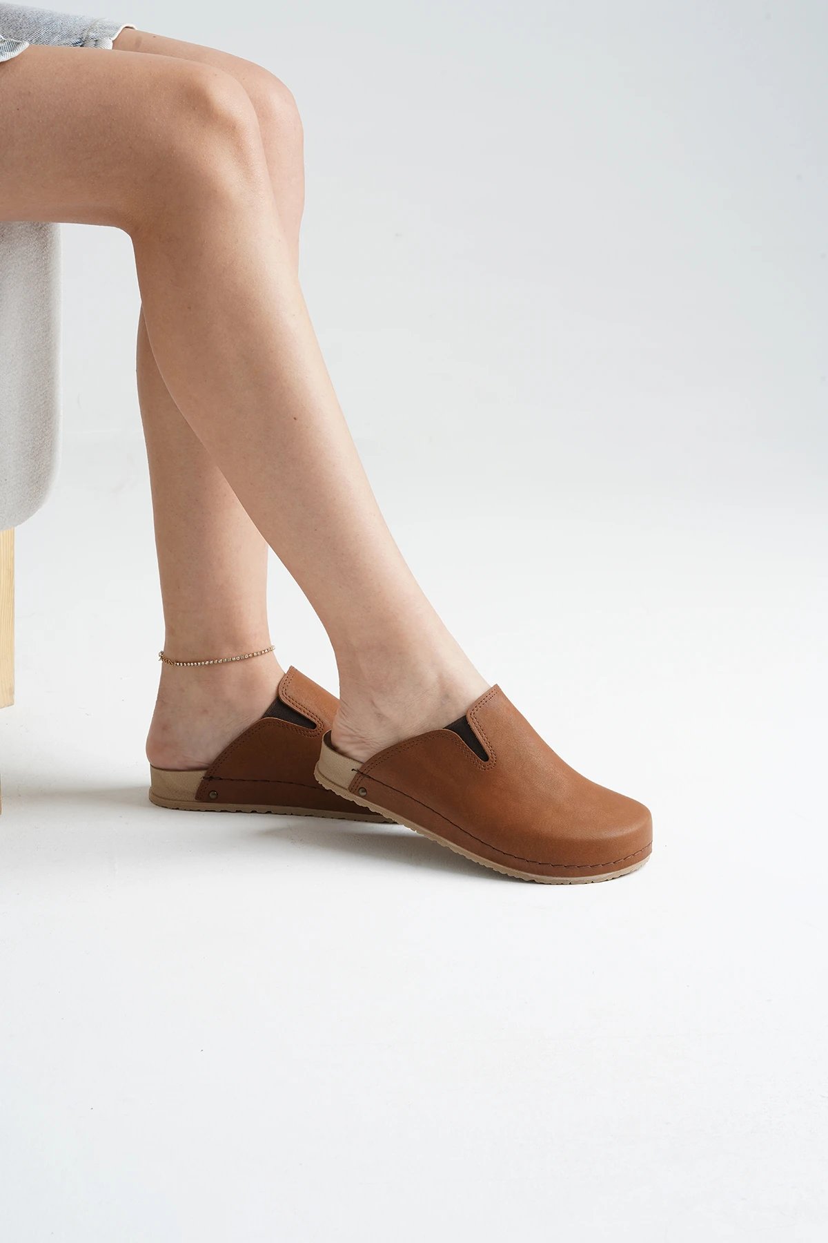 8137 Kahve Renkli Sek Konfort Terlik