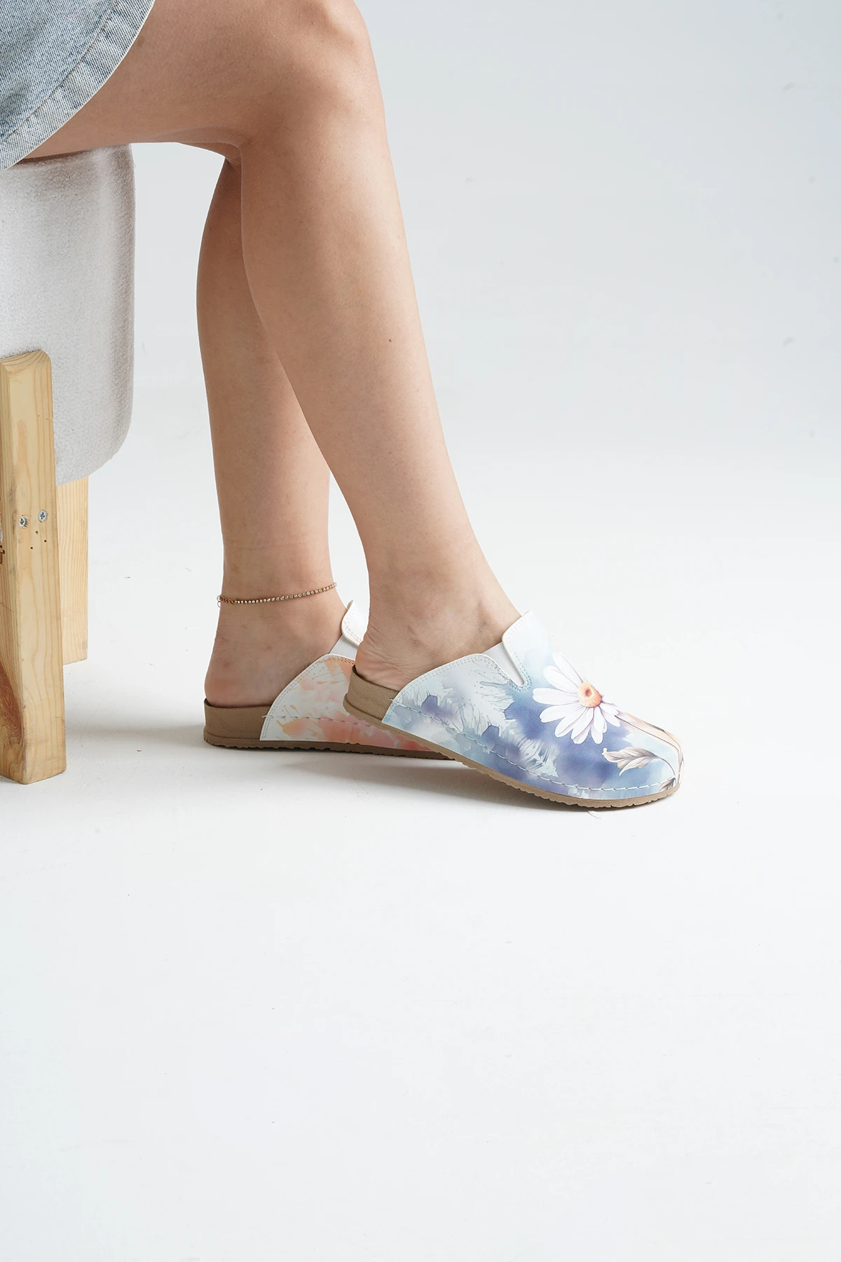 8128 Papatya Baskılı Sek Konfort Terlik 