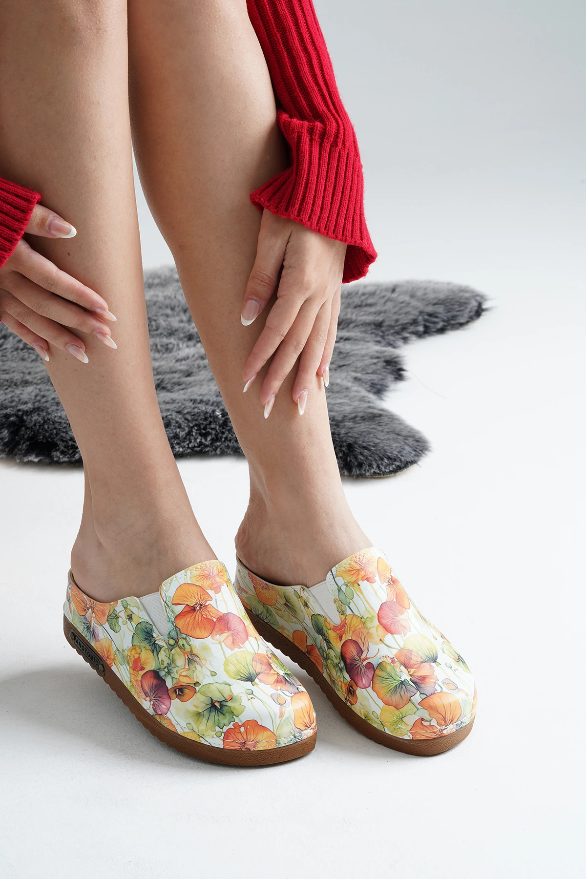 3068 Renkli Çiçekler Baskılı Sek Anatomik Terlik