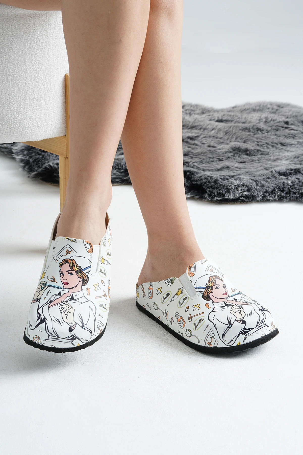 6292 Hemşire Baskılı Sabo Terlik