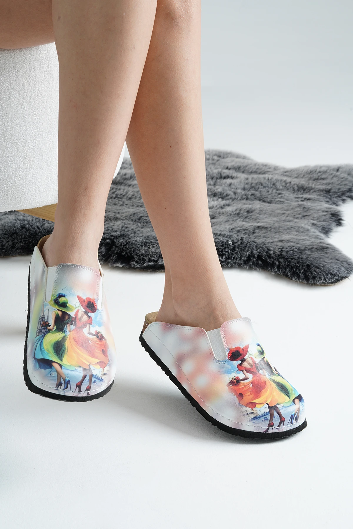 8063 İki Kız Arkadaş Basklı Sabo Terlik