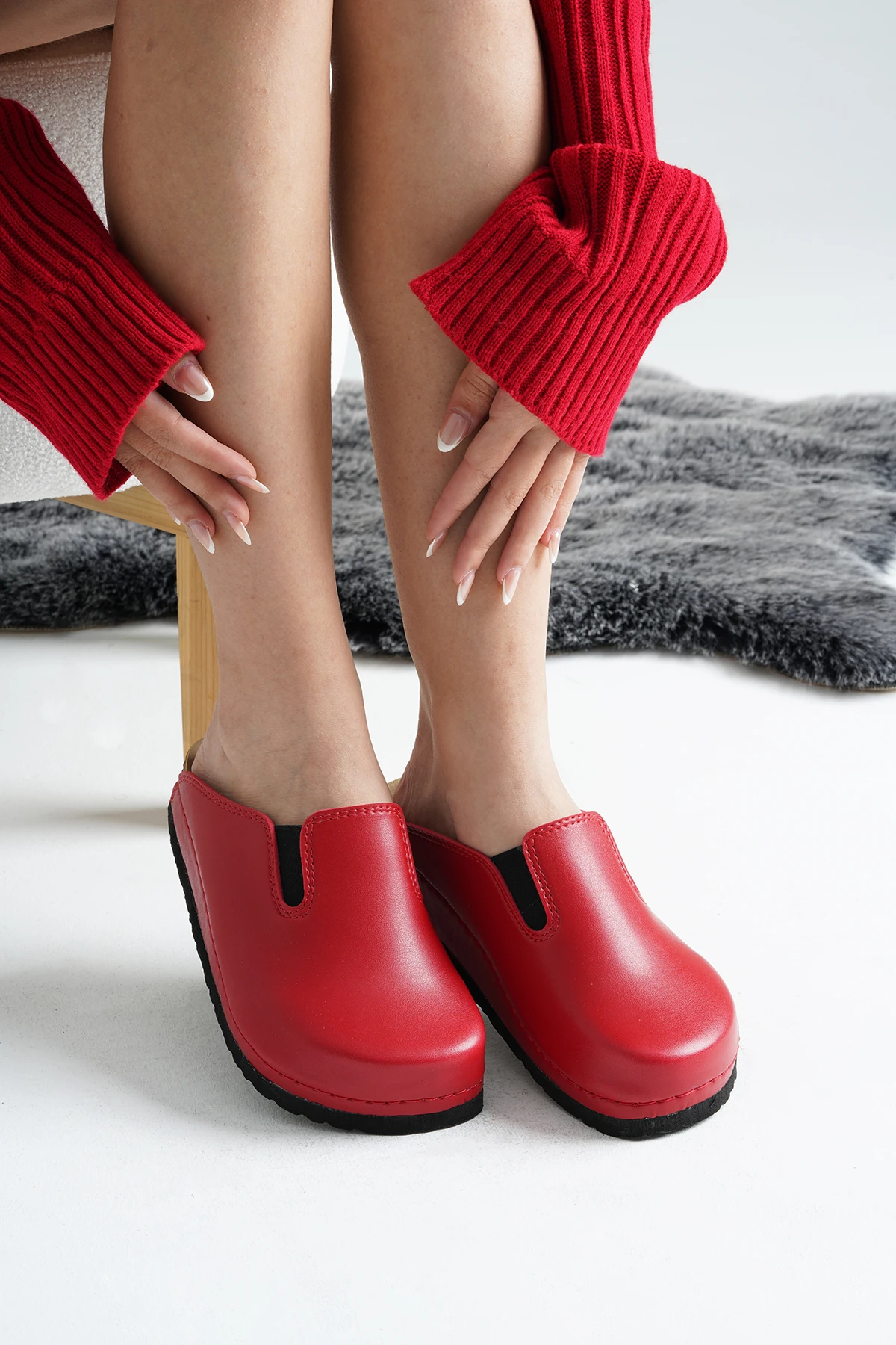 6359 Kırmızı Renkli Sek Sabo Terlik