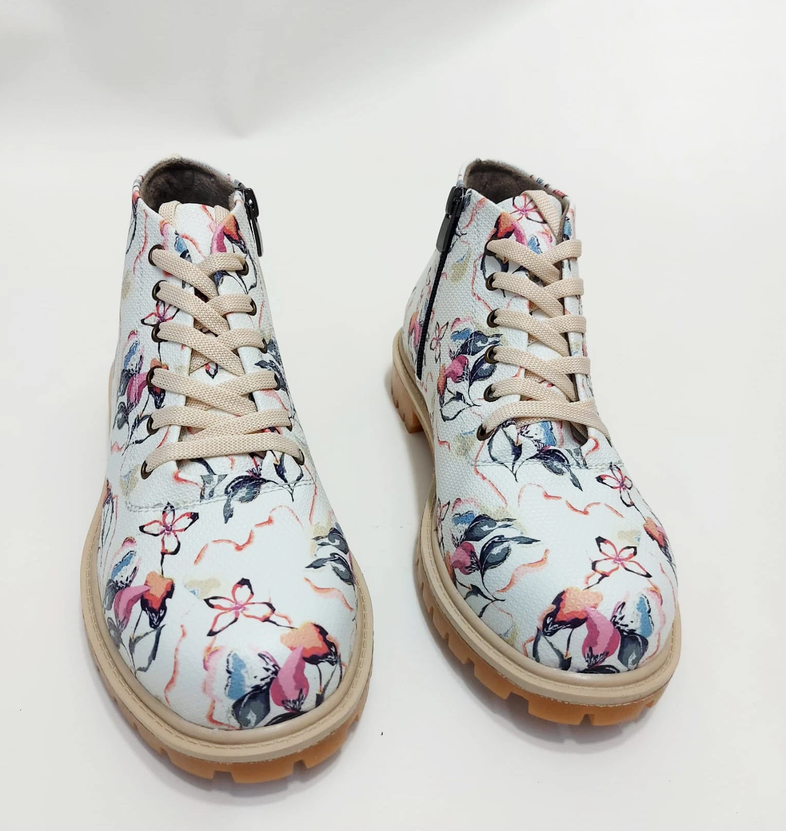 1106 Renkli Çiçek Baskılı Kışlık Bot