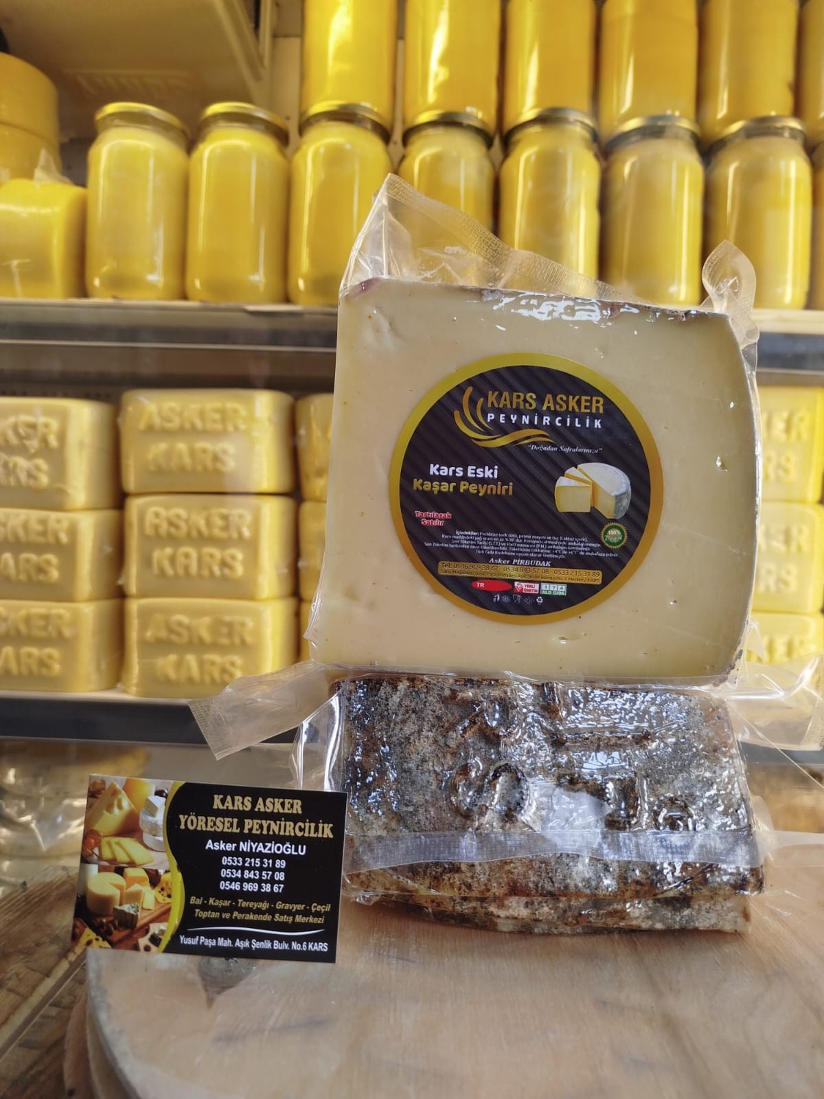 Kars 2 Yıllık Eski Kaşar Peyniri - 1 kg