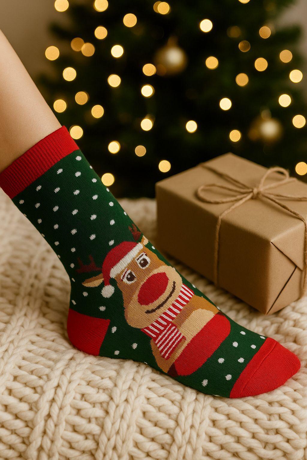 4'Lü Pamuklu Yılbaşı Temalı Uzun Çorap