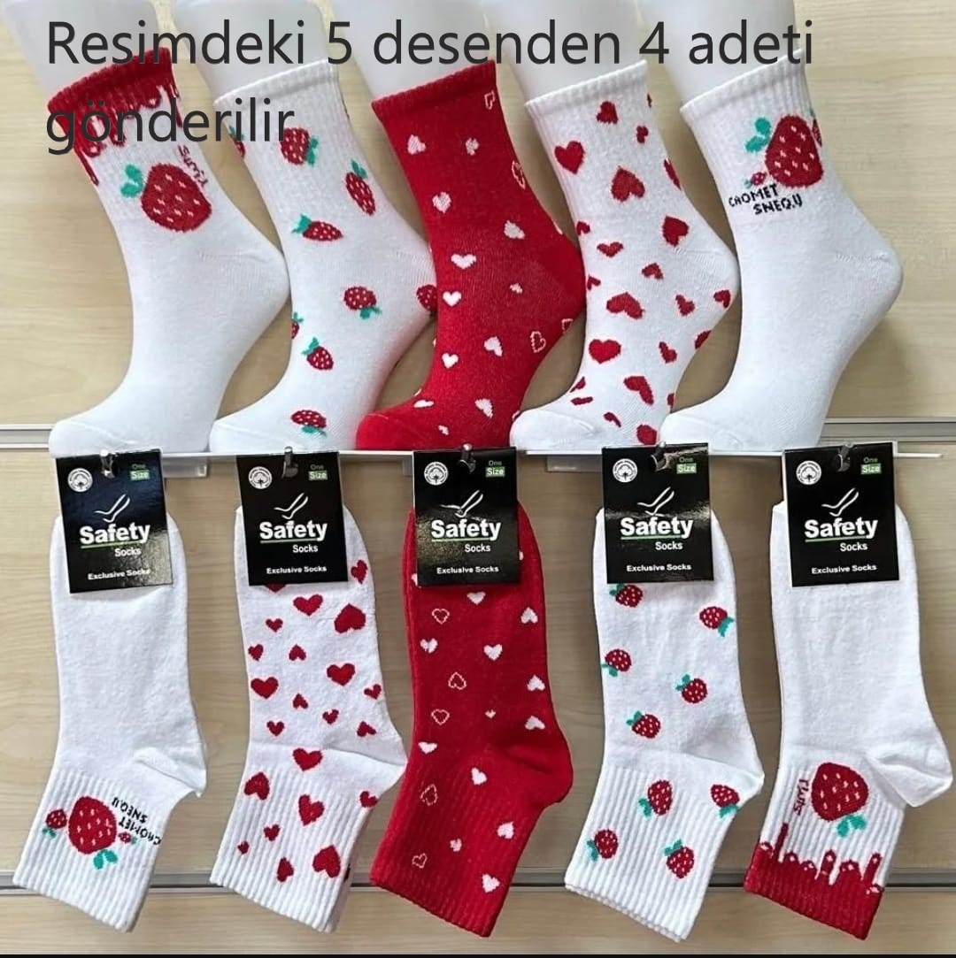 4'lü Penye Pamuklu Kalpli Çilekli Kolej Çorap