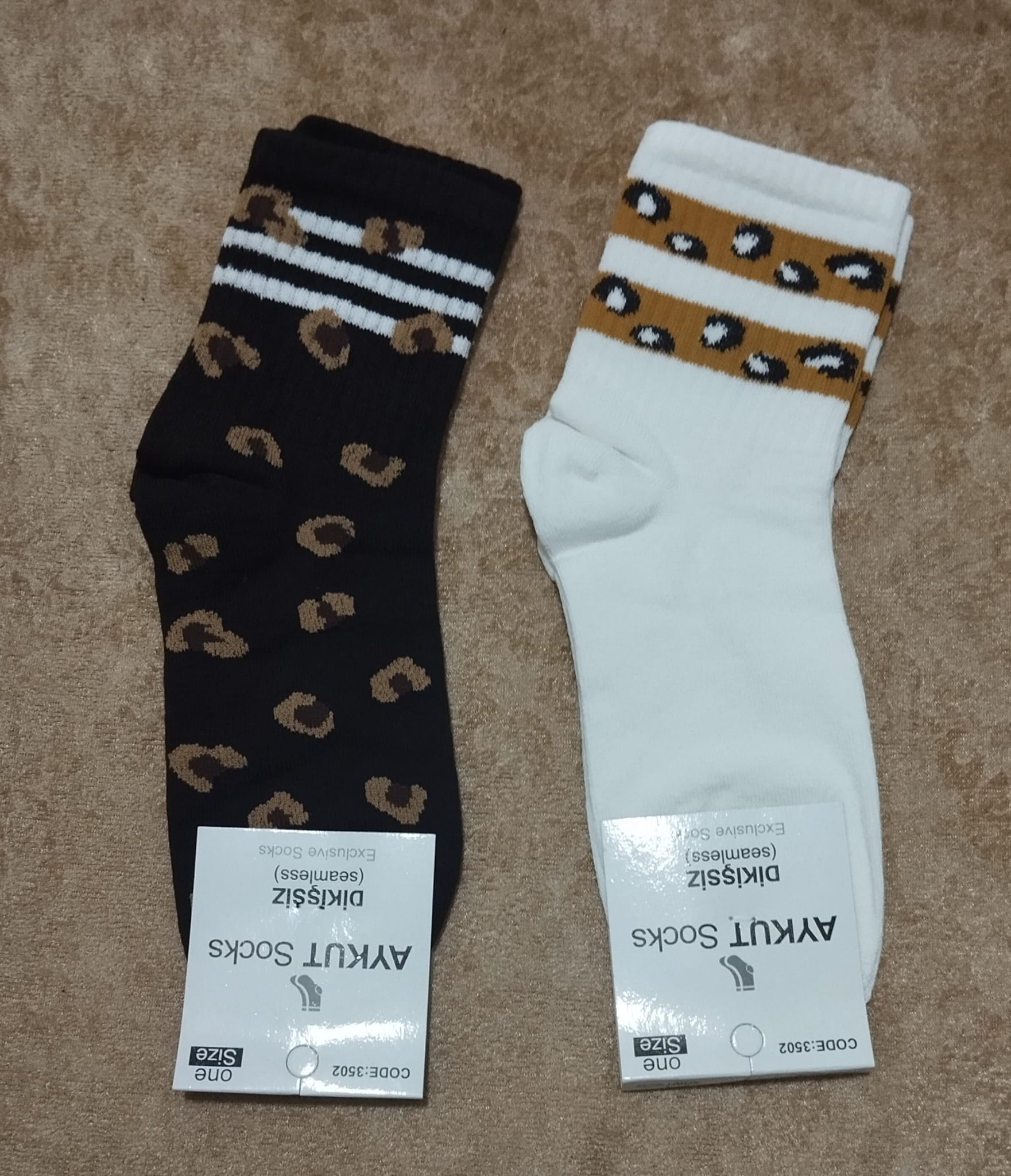 Leopar Desenli Unısex Dikişsiz Kolej Çorap 12'Li Paket