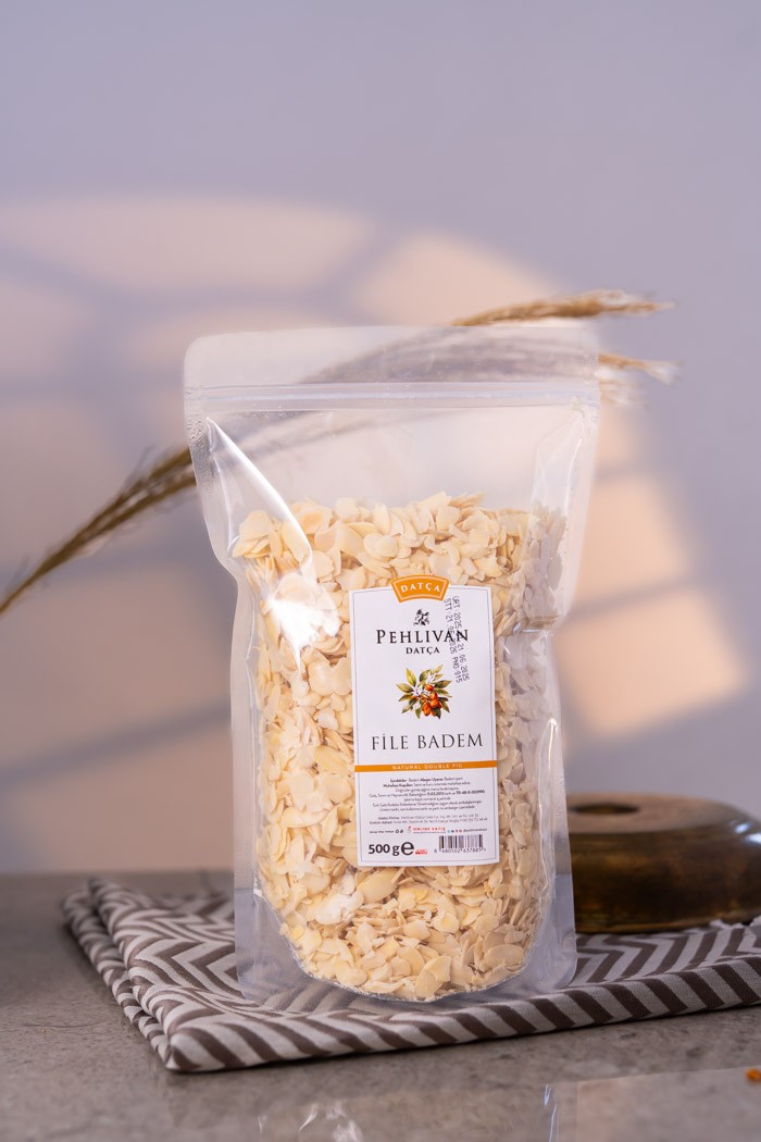 Filleted Almonds 500 Gr