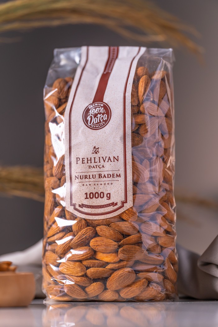 Nurlu Raw Almonds 1 Kg