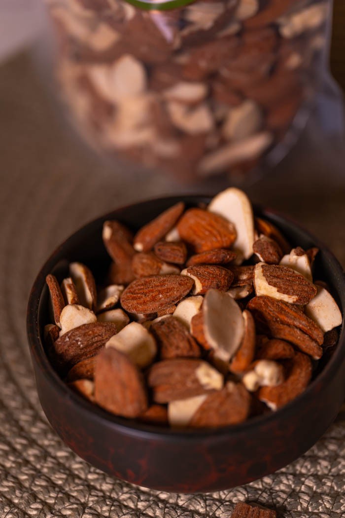 Cracked Almonds 500 g