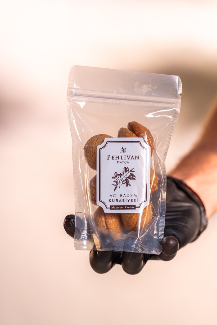 Bitter Almond Cookie 100 g