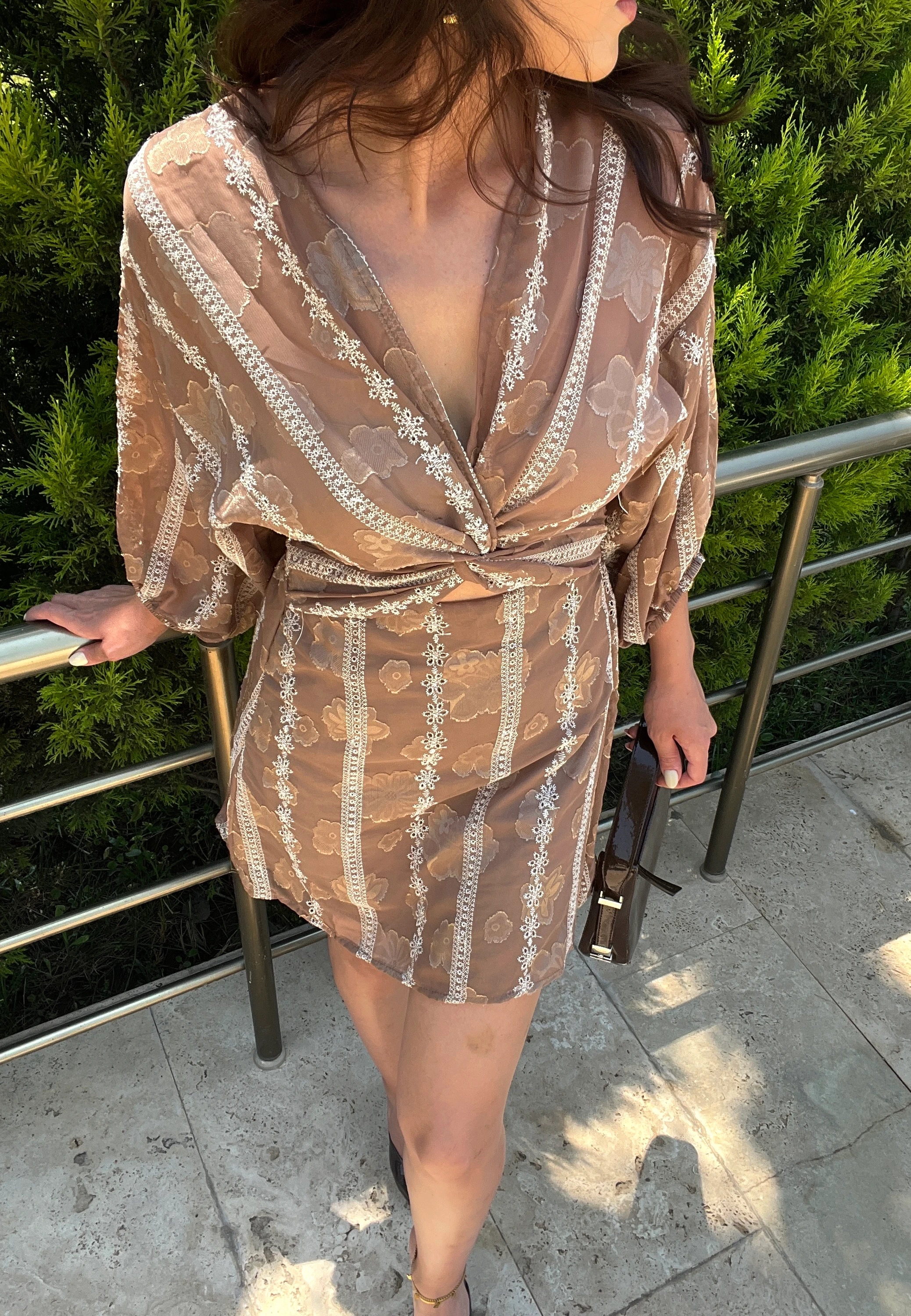 Transparan Dantel Kahverengi Kısa Elbise