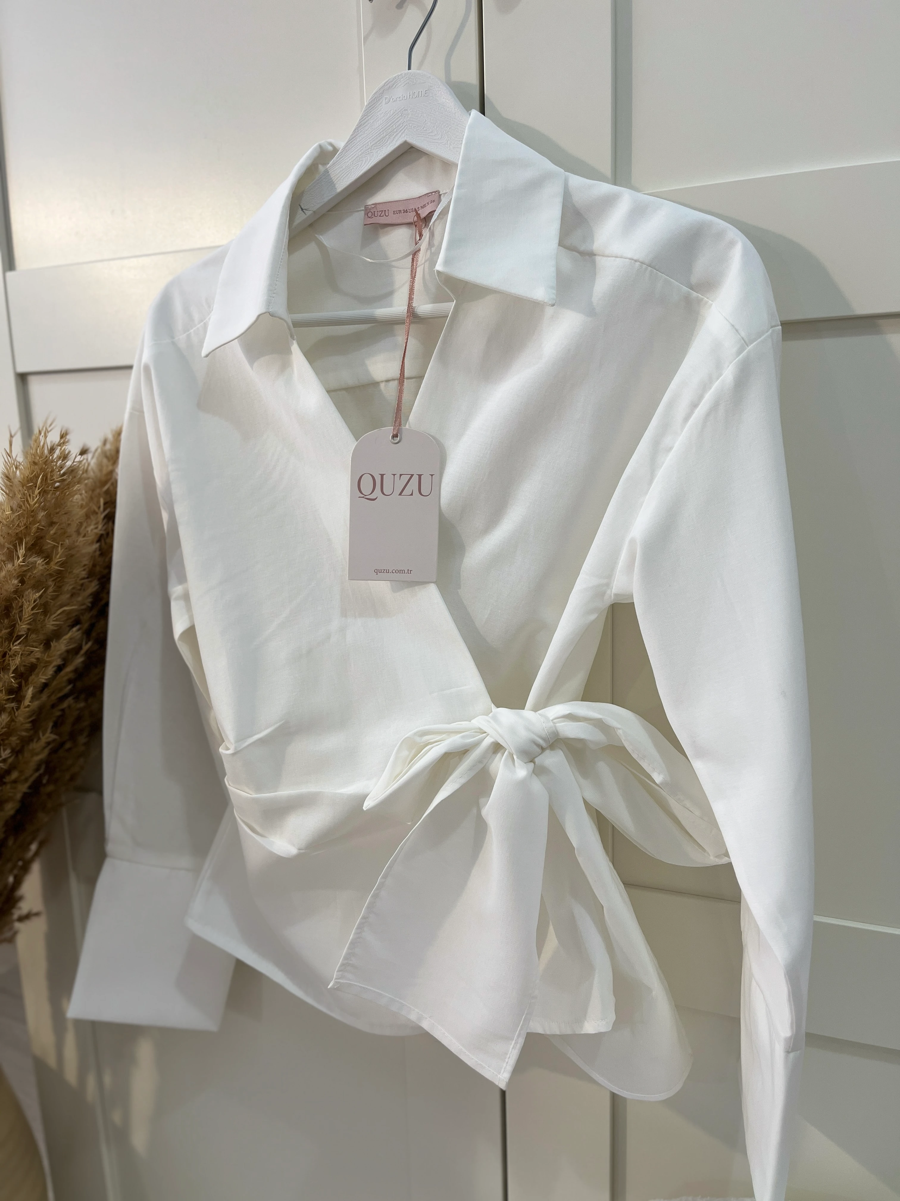 Quzu Yandan Bağlamalı Kruvaze Gömlek