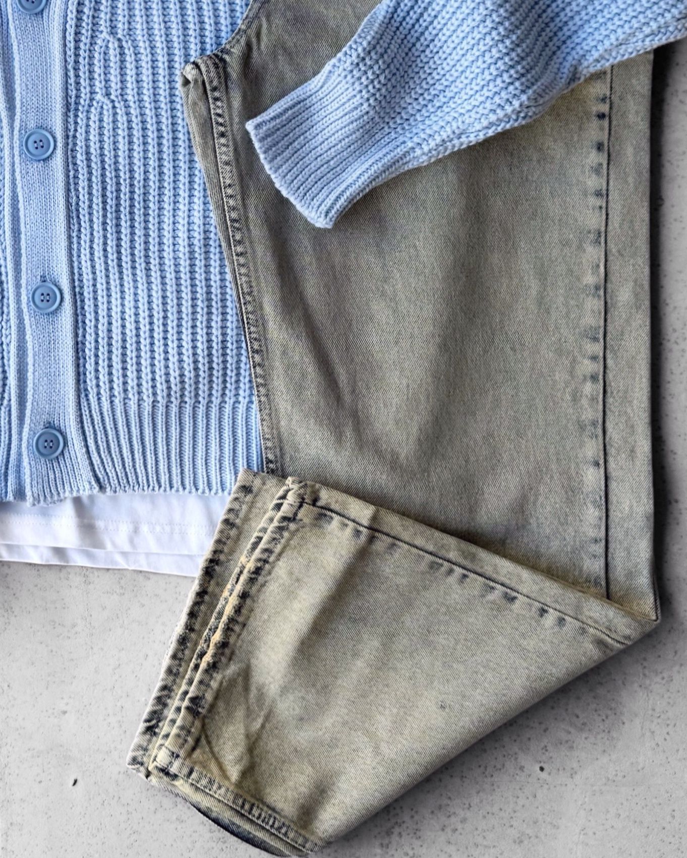 Düğmeli Triko Hırka & Regular Fit Kot Pantolon G2071 - Lacivert