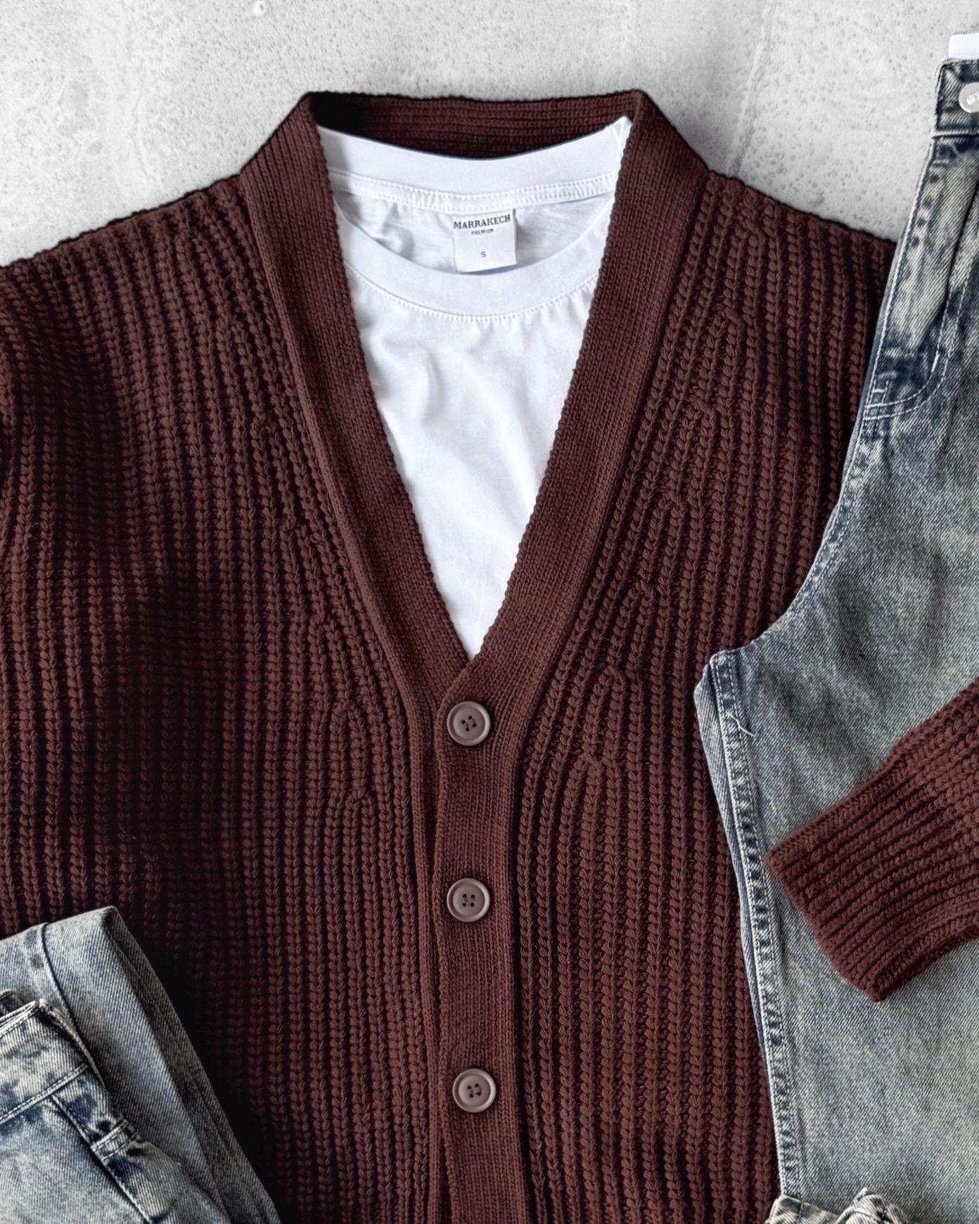 Düğmeli Triko Hırka & Regular Fit Kot Pantolon G2071 - Kahverengi