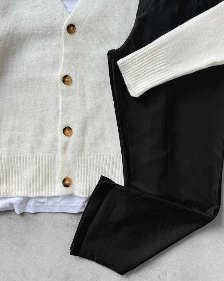 Sık Dokuma Düğmeli Triko Hırka & Kombin Pantolon G2090 - Bej