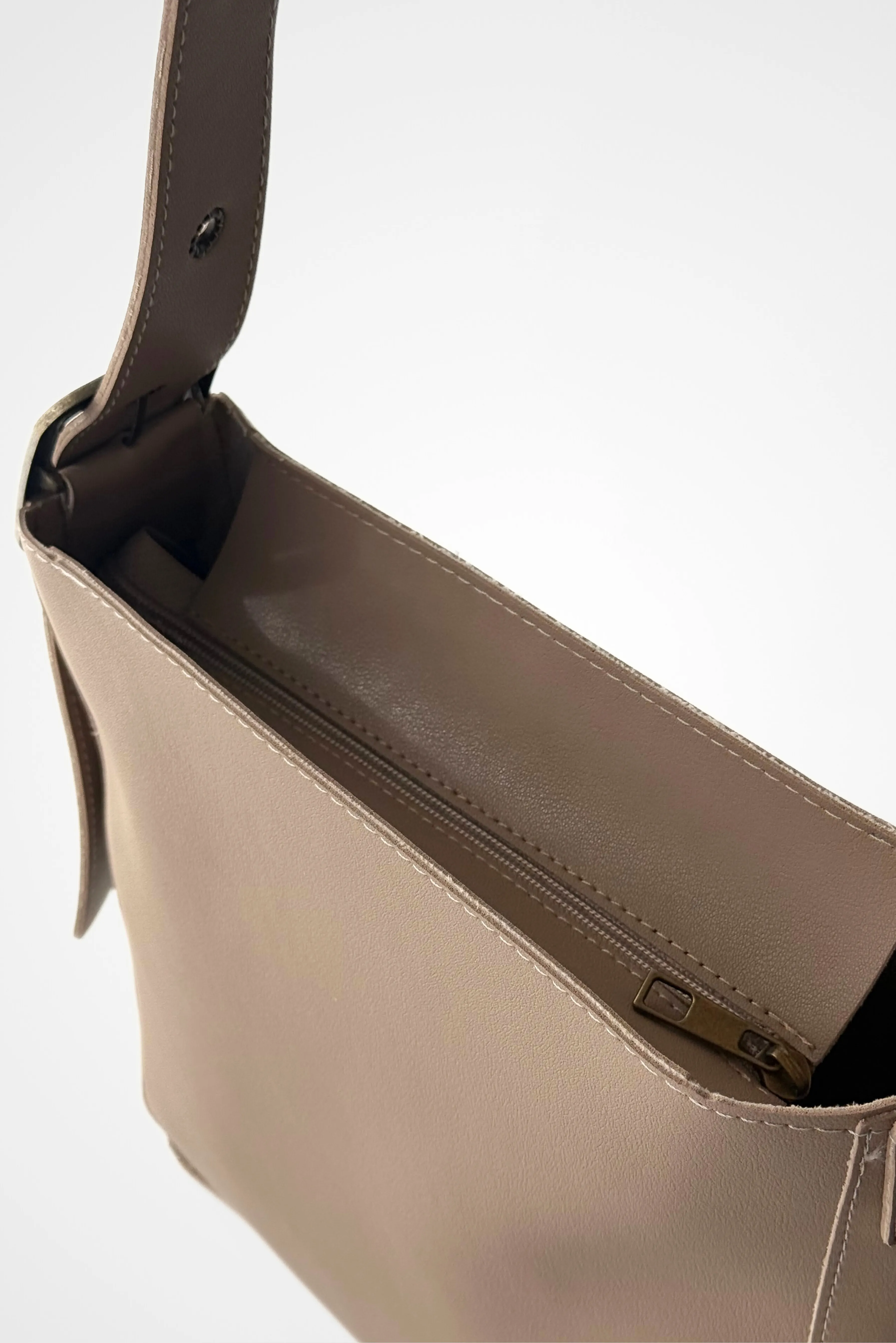 Seoul Kemer Detaylı Omuz Çantası