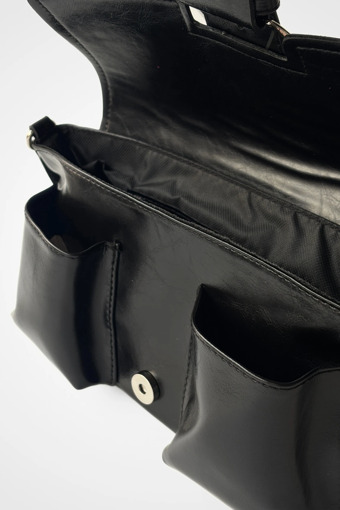 Olinda Vintage Tarz Toka Detaylı Suni Deri Omuz Çantası