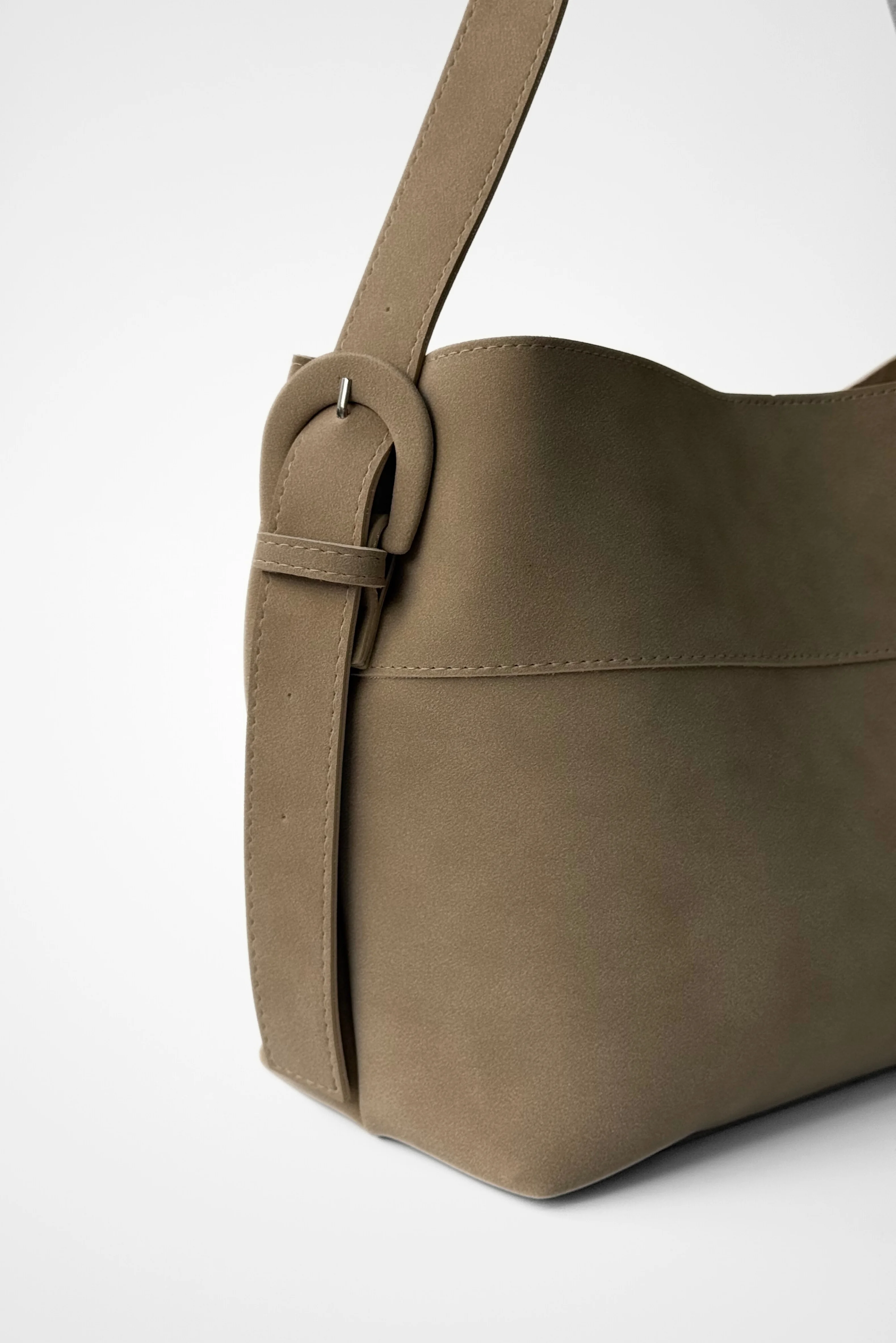 Tera Süet Kemer Detaylı Ayarlanabilir Askılı Shopper Çanta