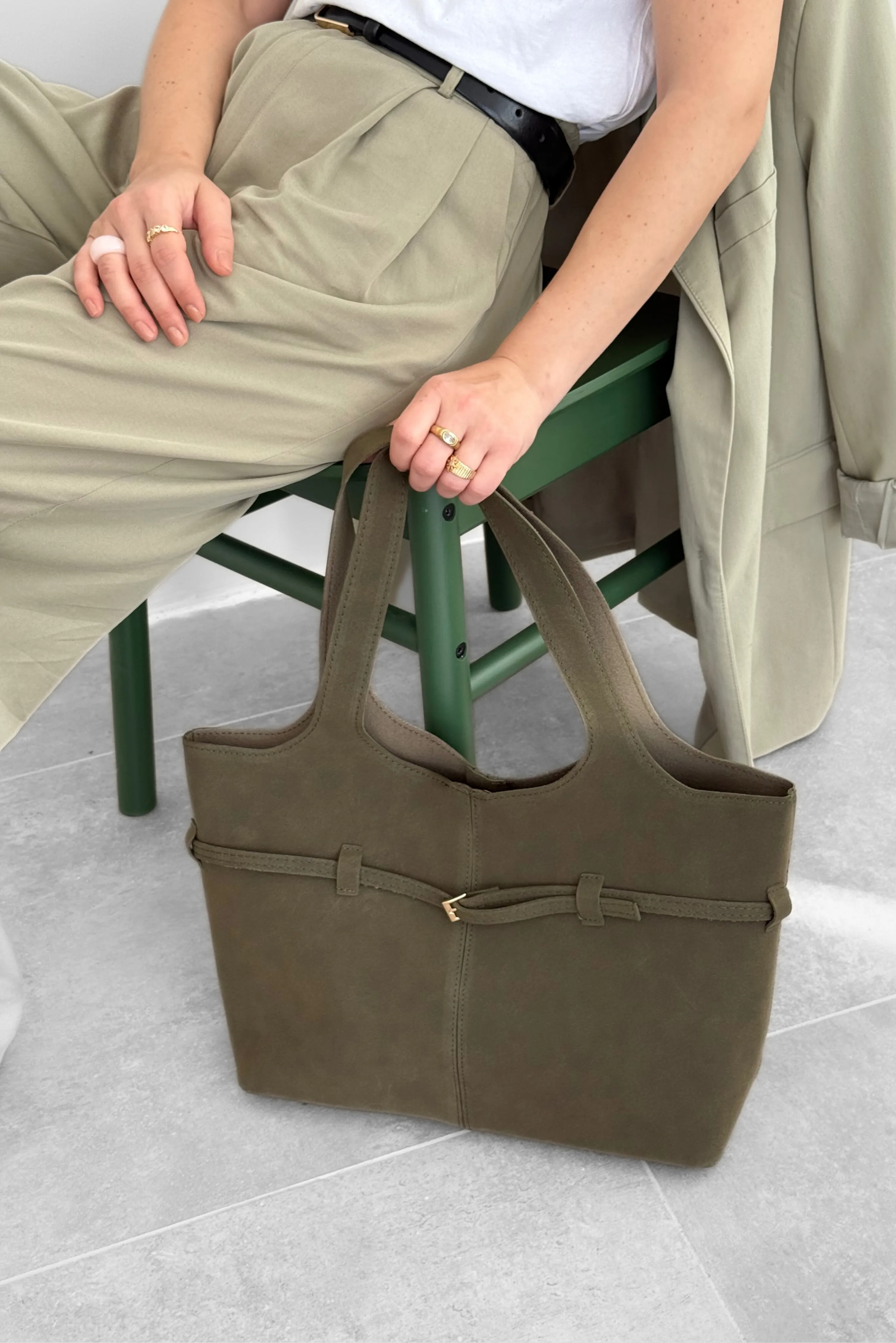 Süet Moka Yavrulu Omuz Çantası  - haki