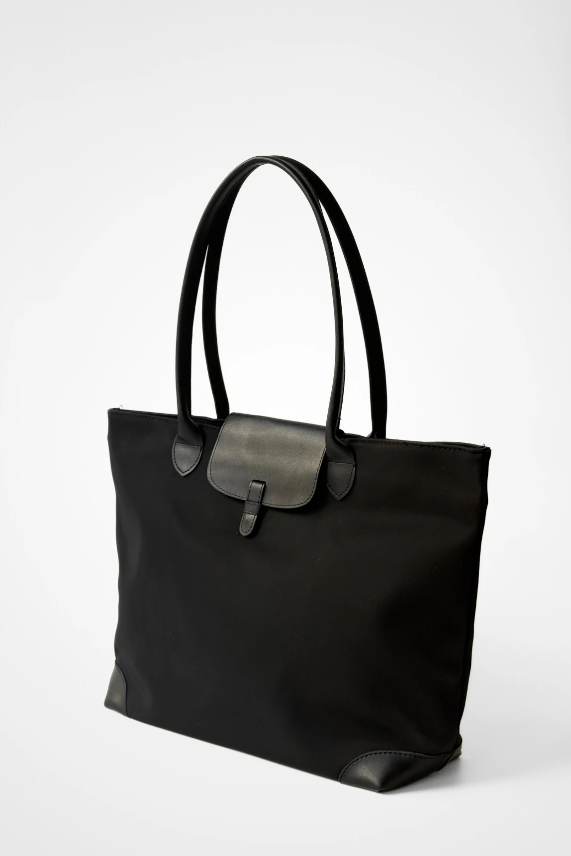 Capri Kapak Detaylı Shopper Çanta