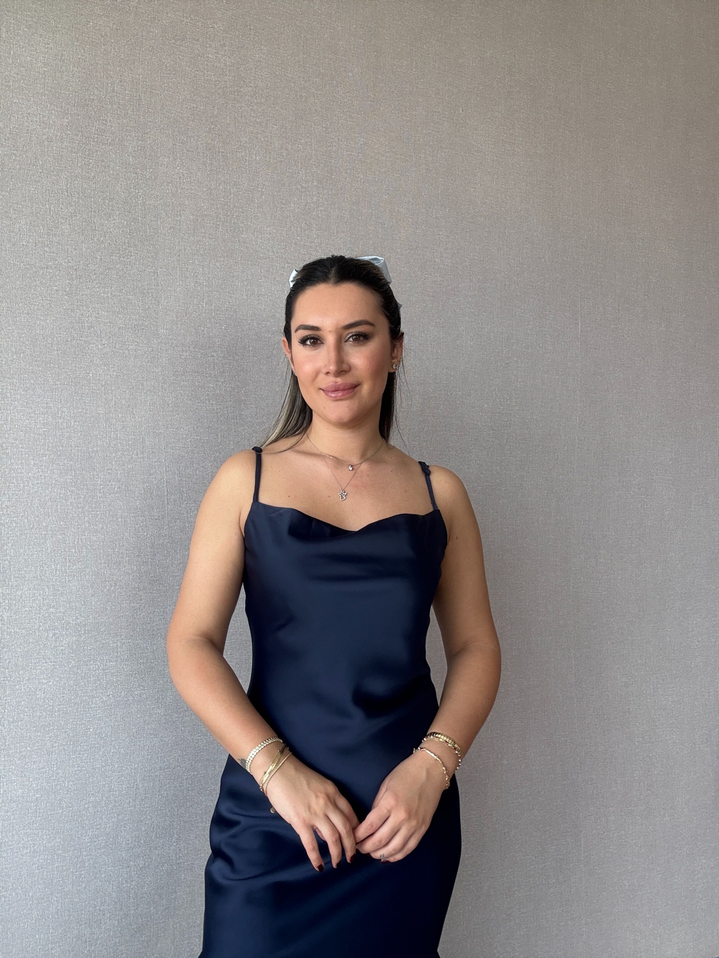 Degaje Yaka Askılı Saten Elbise