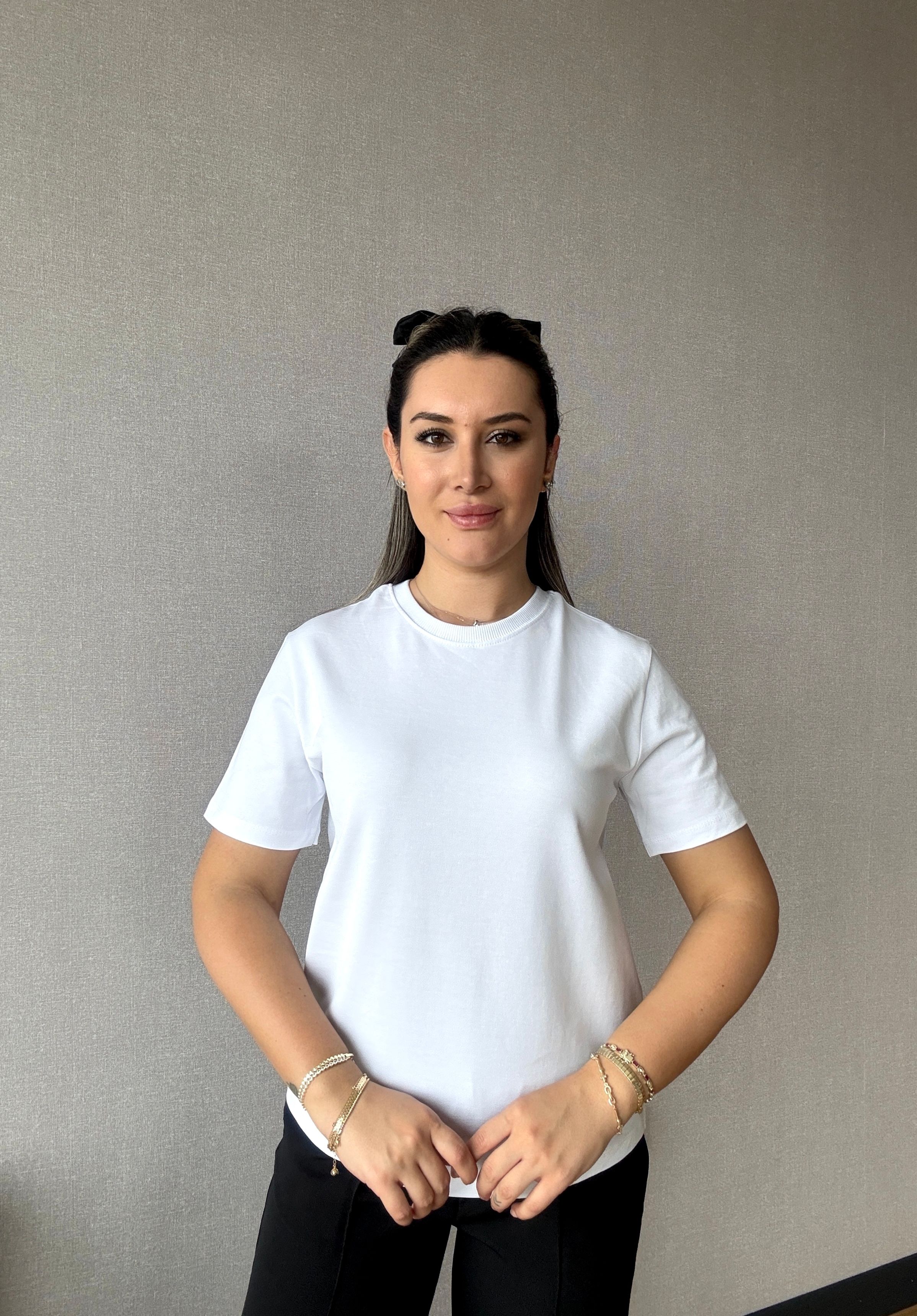 Yuvarlak Yaka Tişört - Beyaz