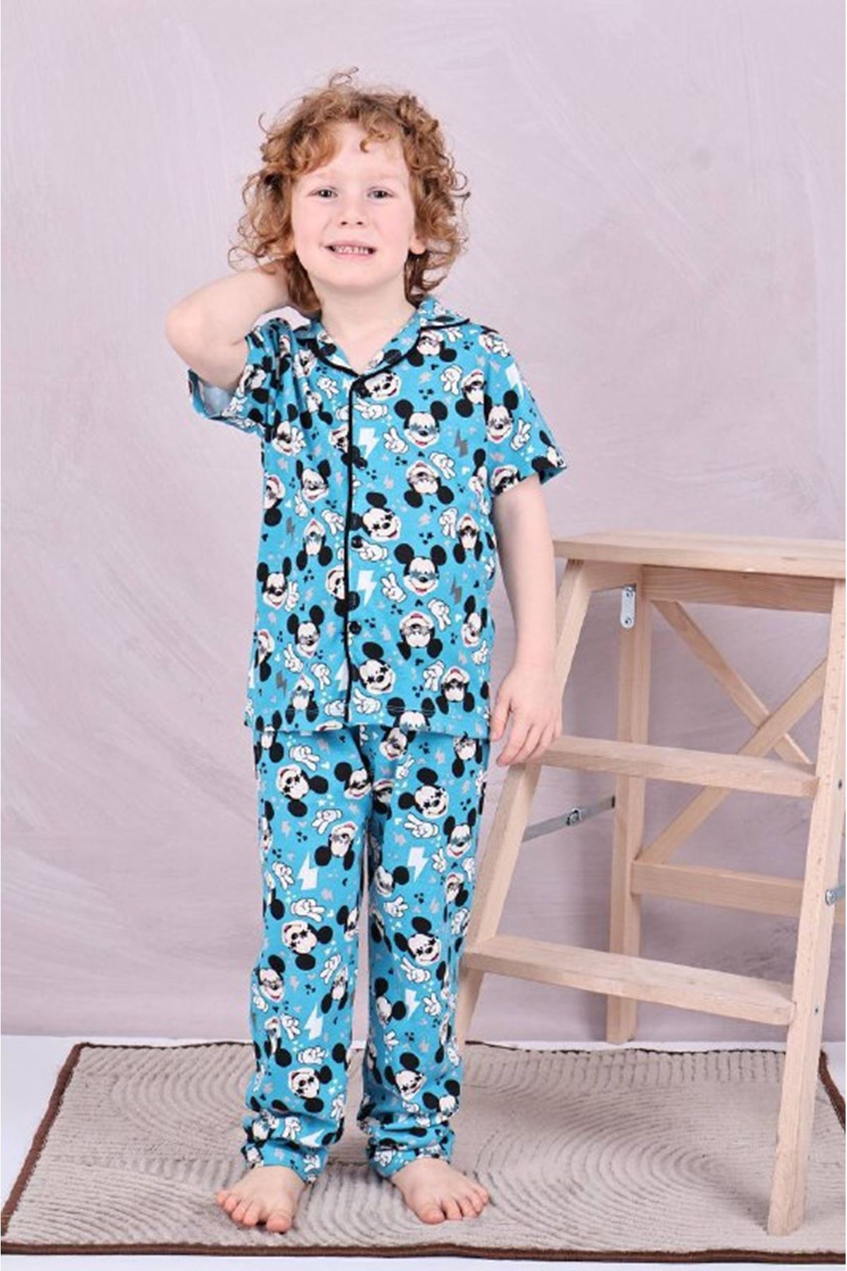 PJKÖ Mickey Desenli Mavi Kısa Kollu Önden Düğmeli Erkek Çocuk Pijama Takımı 4-12 Yaş 544K