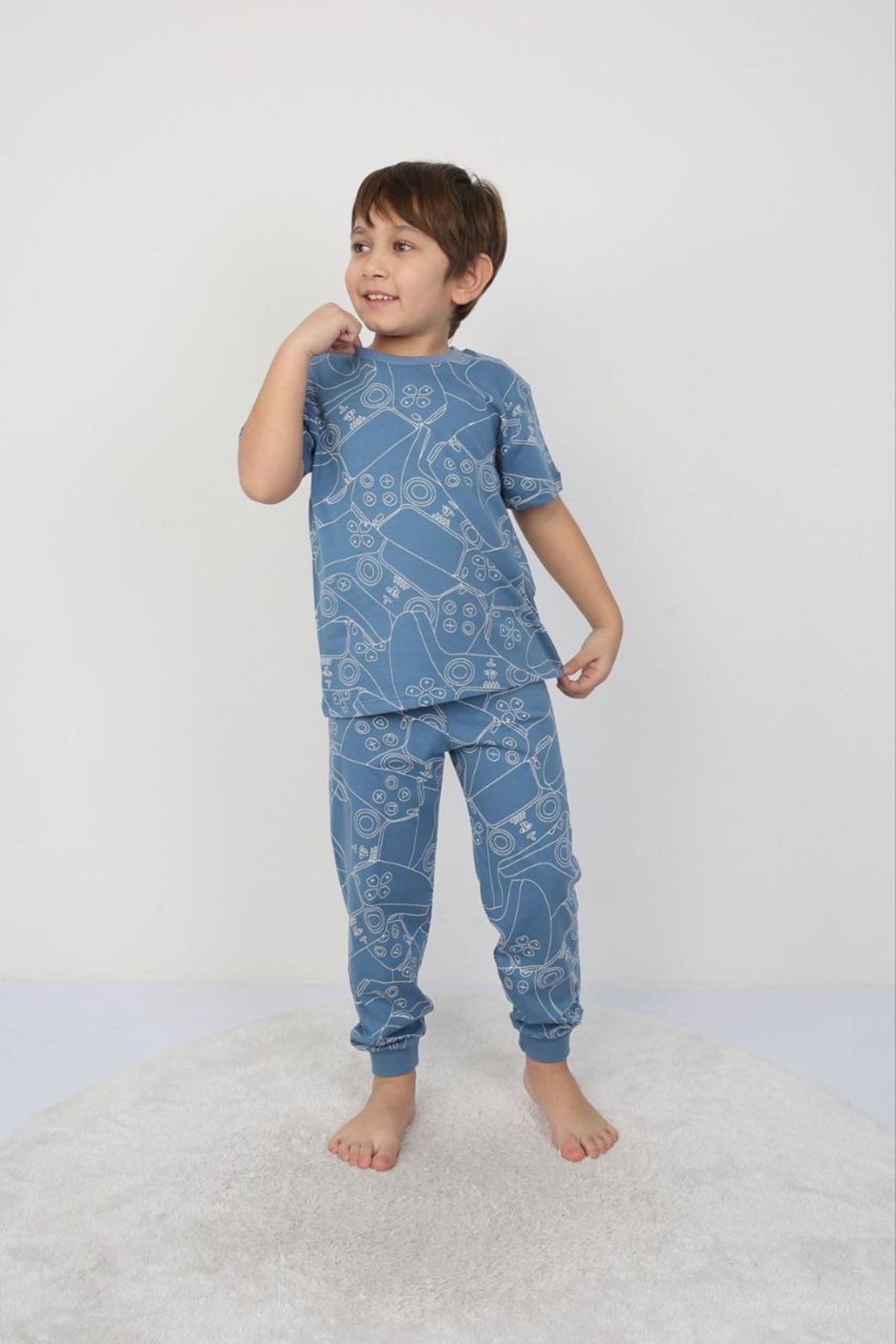 İSOB Mavi Atary Desenli %100 Pamuk Erkek Çocuk Kısa Kollu Pijama Takımı 3-8 Yaş 41306-M