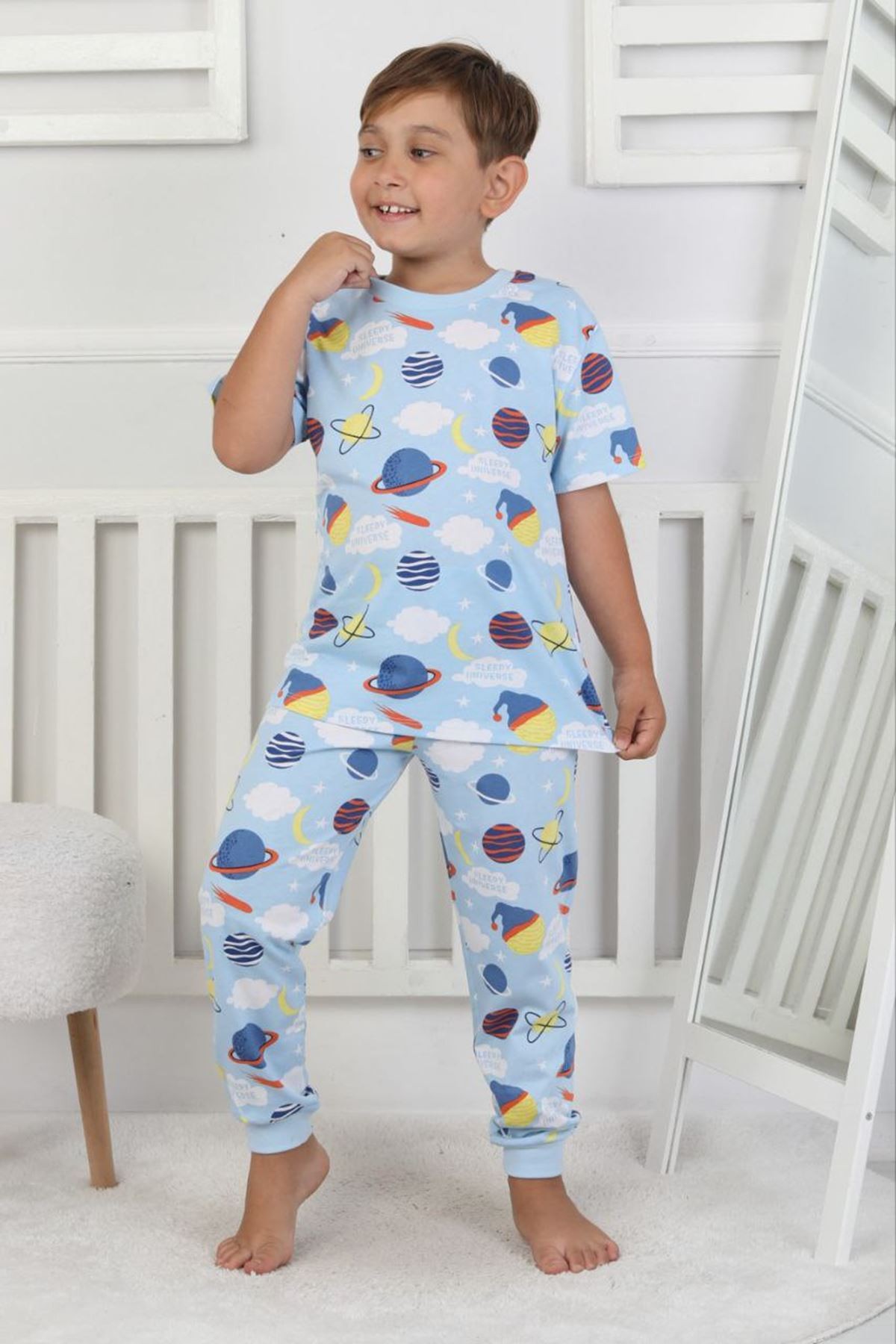 İSOB Mavi Gezegenler Desenli %100 Pamuk Erkek Çocuk Kısa Kollu Pijama Takımı 3-8 Yaş 41217-M