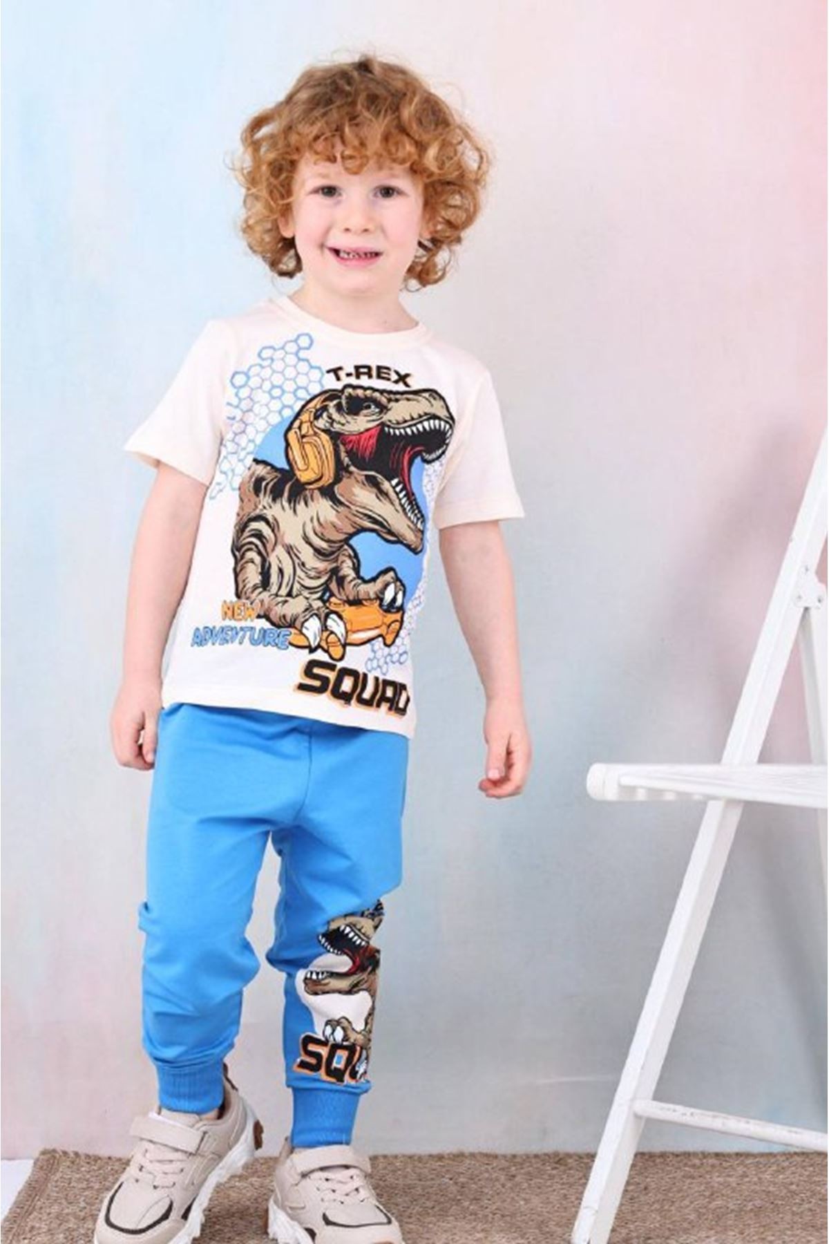 PJKKE T-rex Dinazor Desenli Mavi Eşofmanlı Erkek Çocuk Kısa Kol Takım 3-10 Yaş 7495-M