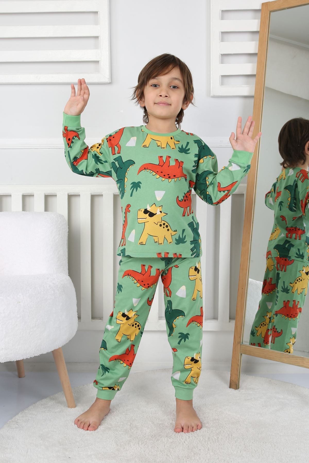 İSOB Yeşil Dinozor Desenli %100 Pamuk Erkek Çocuk Pijama Takımı 3-8 Yaş 32232-Y