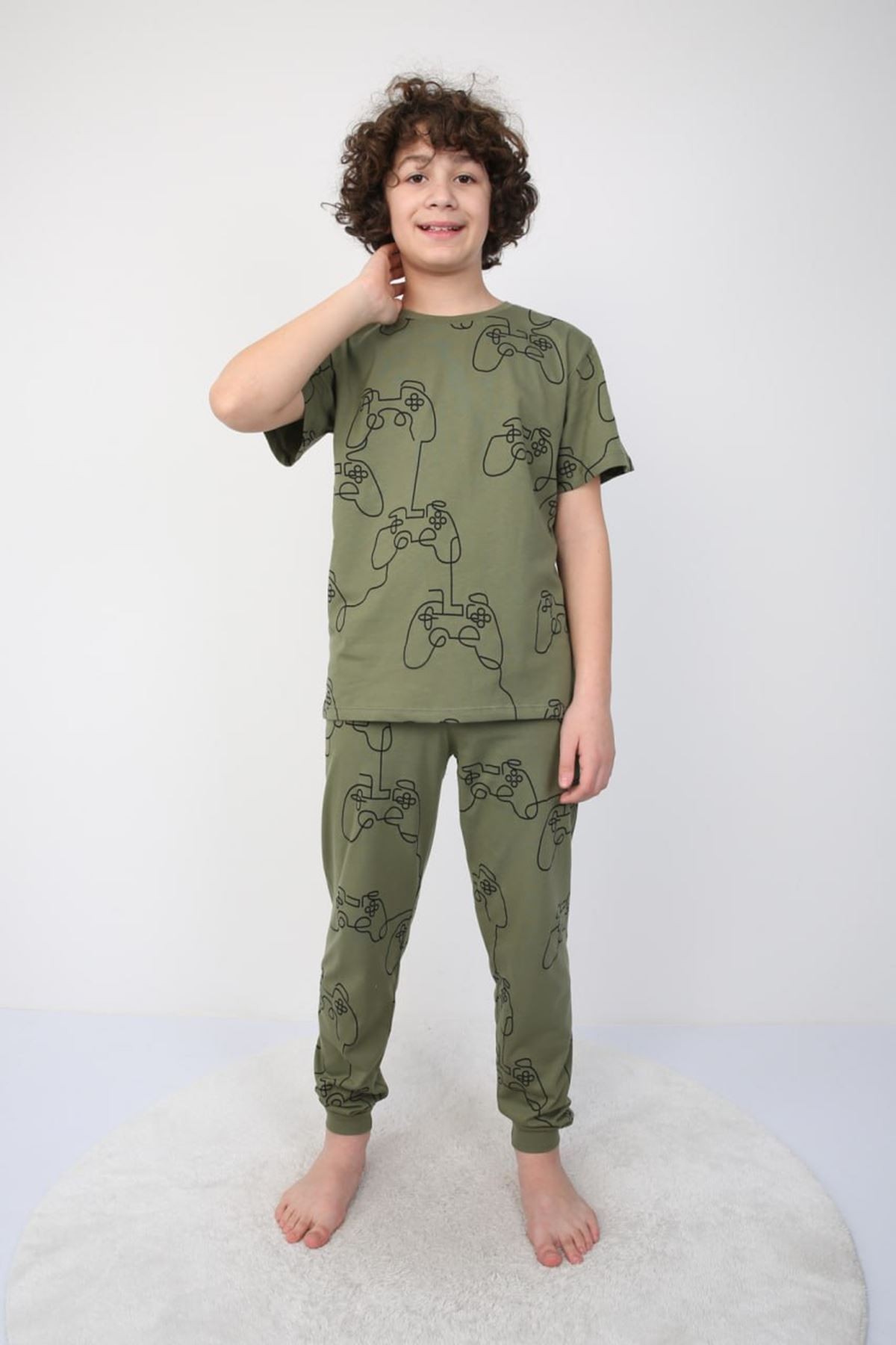 İSOB Haki Atary Desenli %100 Pamuk Erkek Çocuk Kısa Kollu Pijama Takımı 8-13 Yaş 41501-H