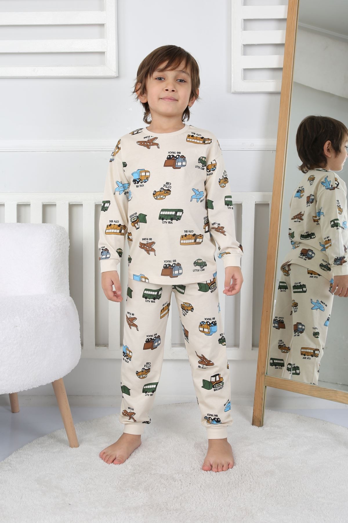 İSOB Bej Taşıtlar Desenli %100 Pamuk Erkek Çocuk Pijama Takımı 3-8 Yaş 32231-B