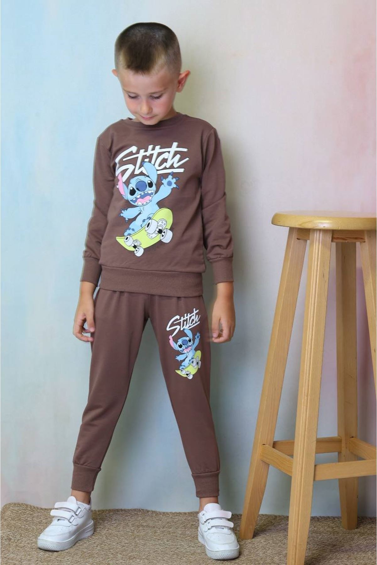 PJK2İ Stitch Desenli Kahverengi 2 İp %100 Pamuk Erkek Çocuk Eşofman Takımı 3-10 Yaş 7319-K