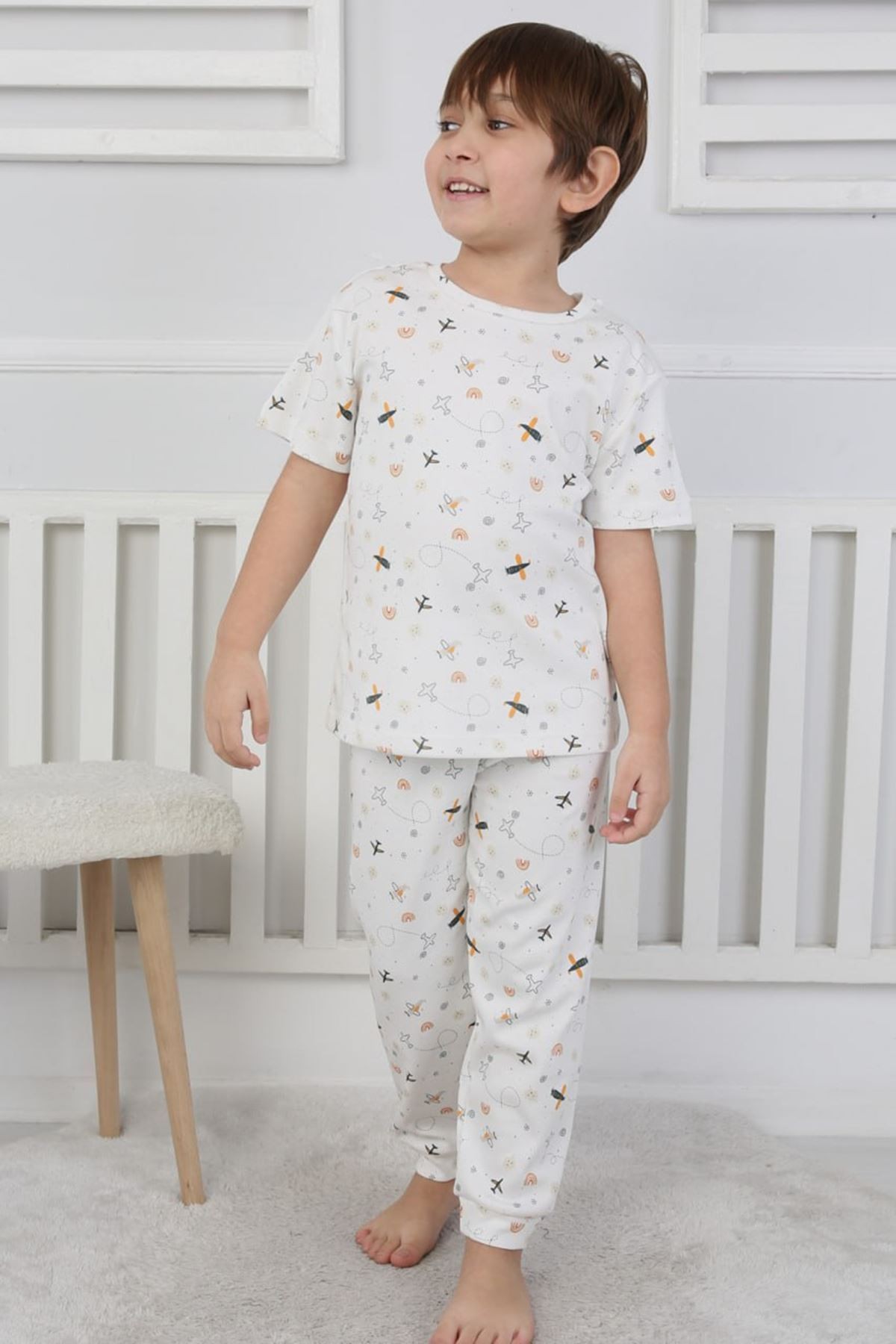 İSOB Ekru Uçak Desenli %100 Pamuk Erkek Çocuk Kısa Kollu Pijama Takımı 3-8 Yaş 413141U-E
