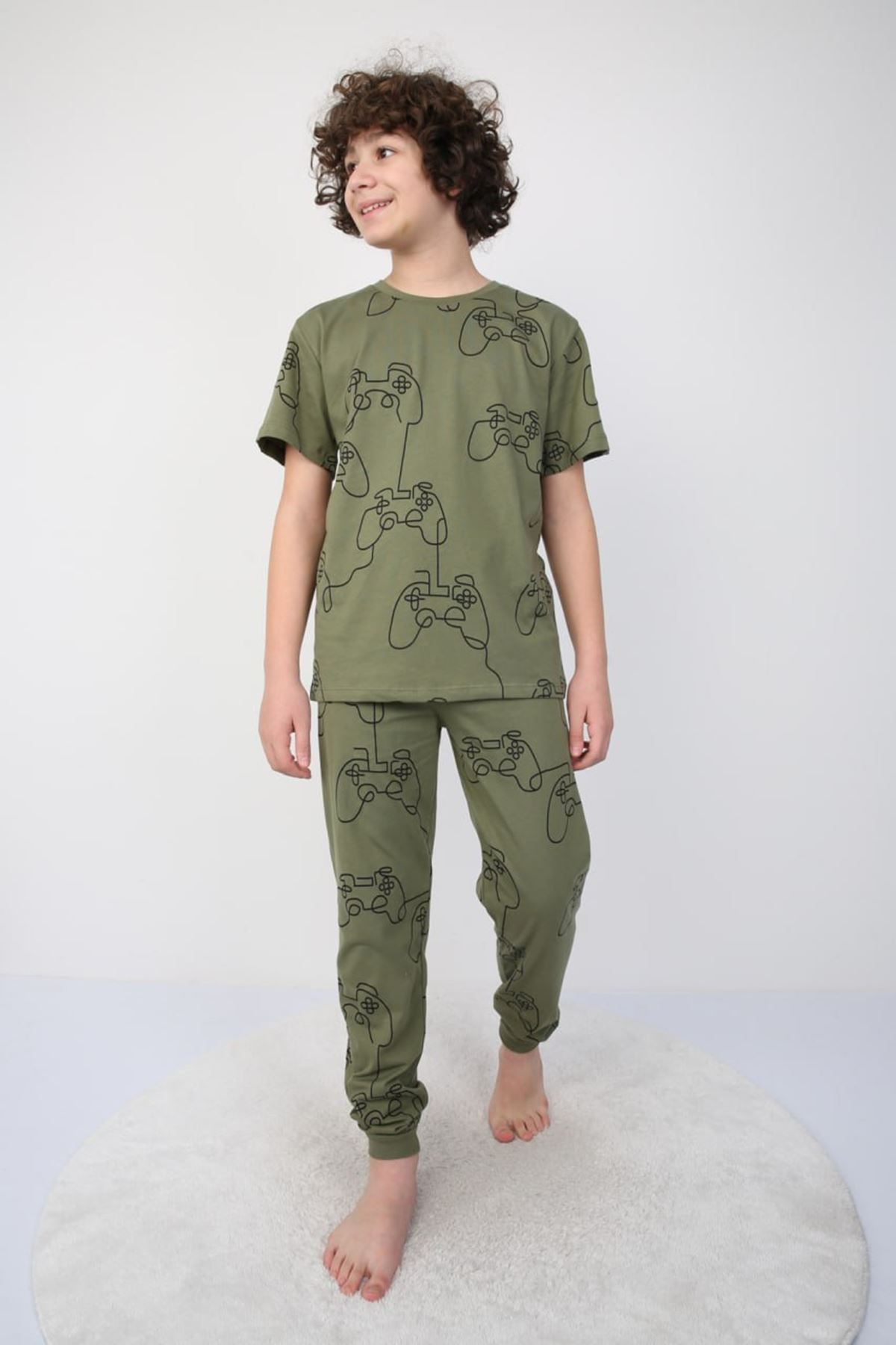 İSOB Haki Atary Desenli %100 Pamuk Erkek Çocuk Kısa Kollu Pijama Takımı 3-8 Yaş 41304-H