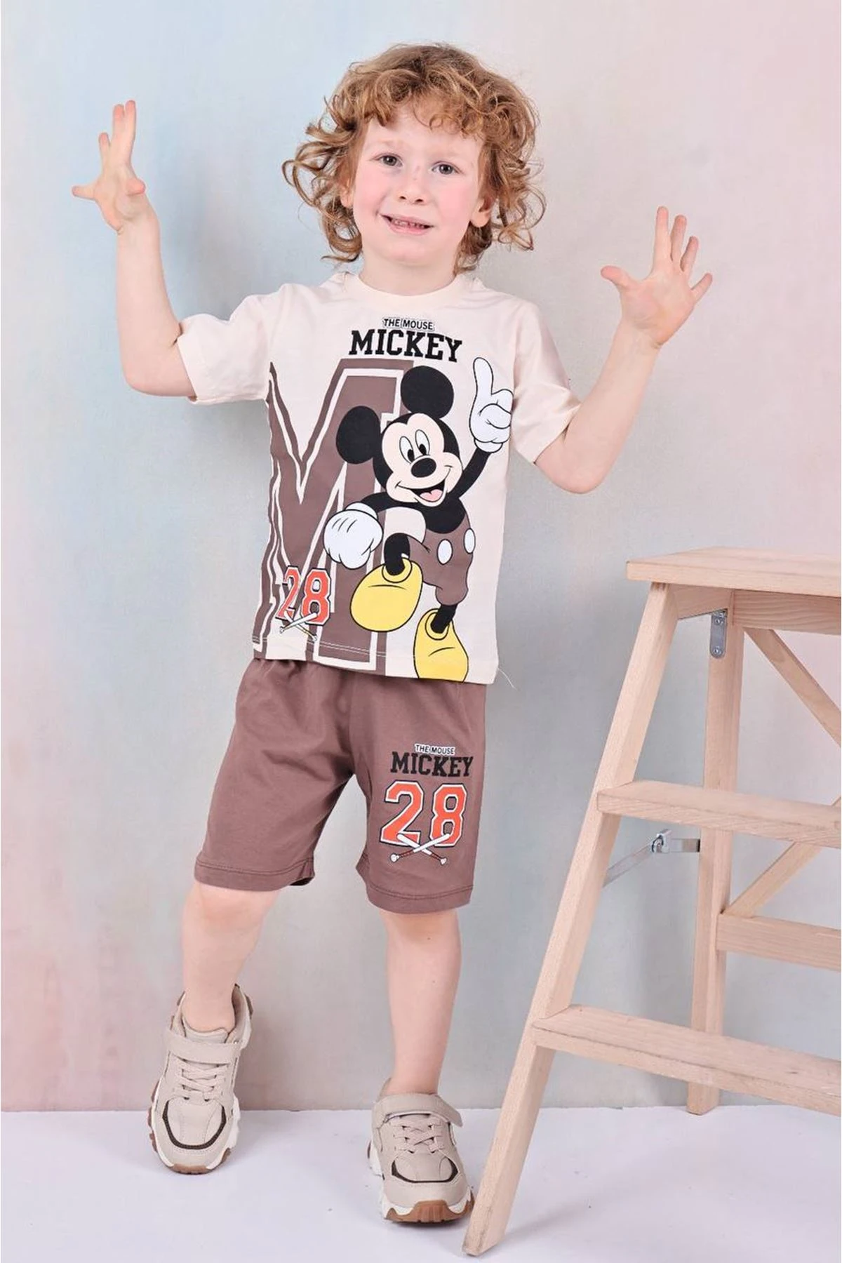PJKSKT Mickey Mause  Desenli Kahverengi Şortlu Erkek Çocuk Kısa Kol Takım 7597-KA