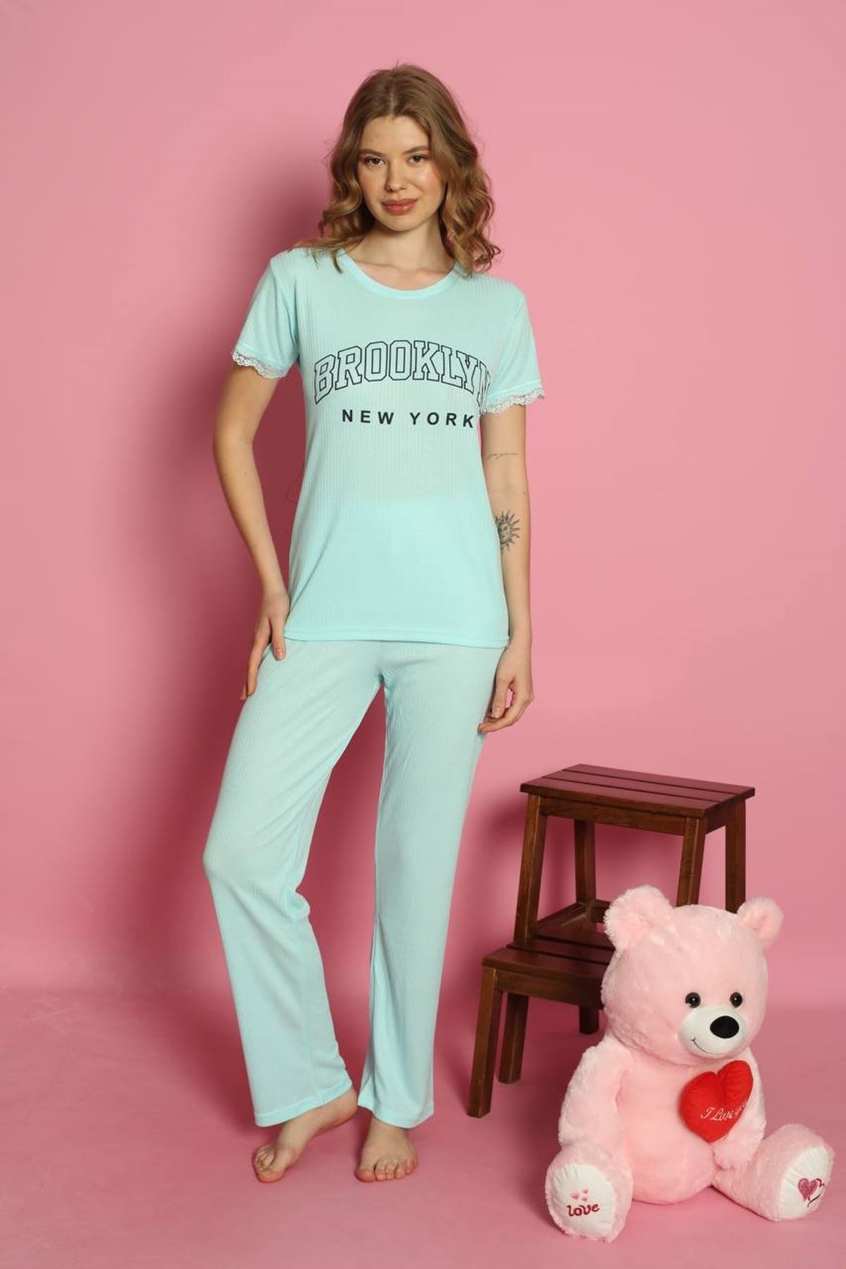 MLALE Maviş Fitilli İnce Raporlu Kumaş Kısa Kollu Bayan Pijama Takımı 3371-M