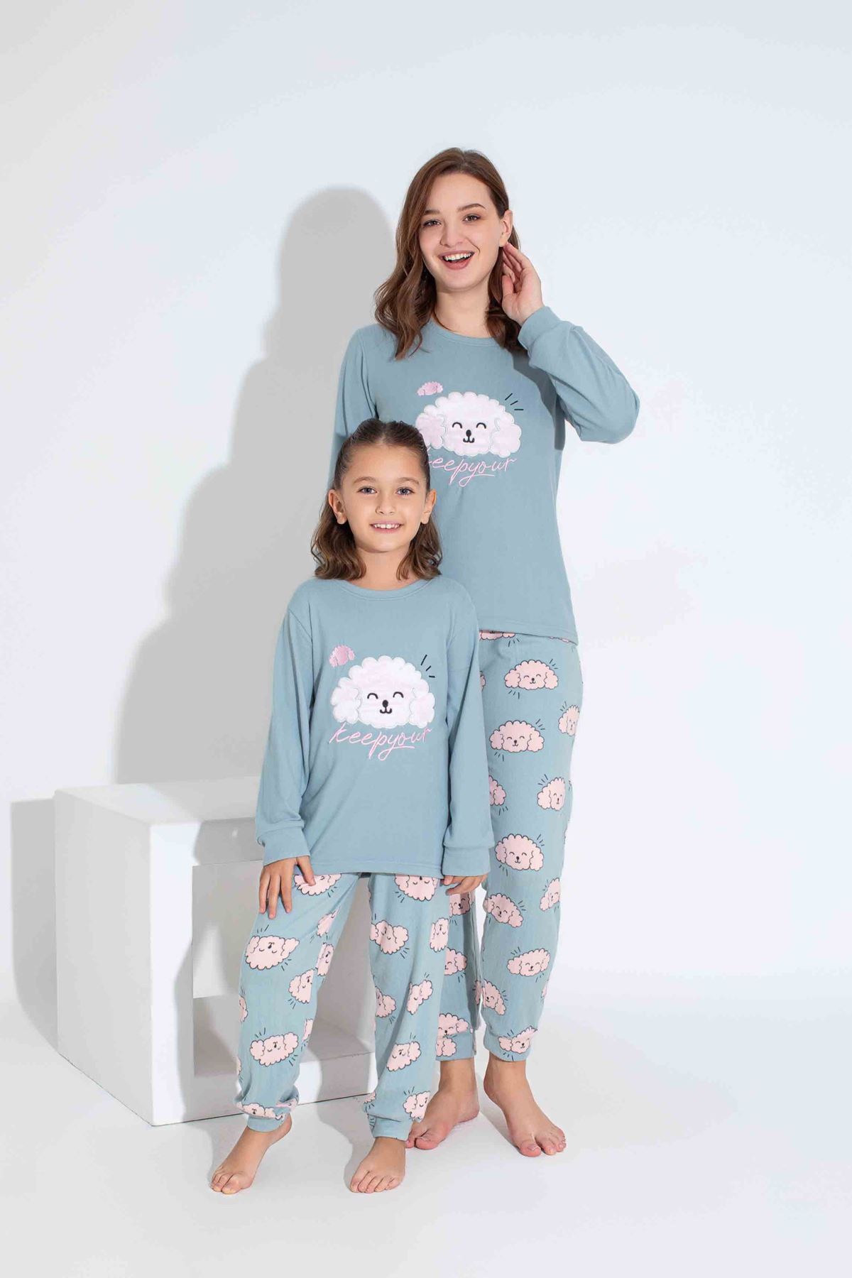 TARP Maviş Köpüş Nakışlı Termal Kız Çocuk Pijama Takımı 5-15 Yaş 2811-2812-M