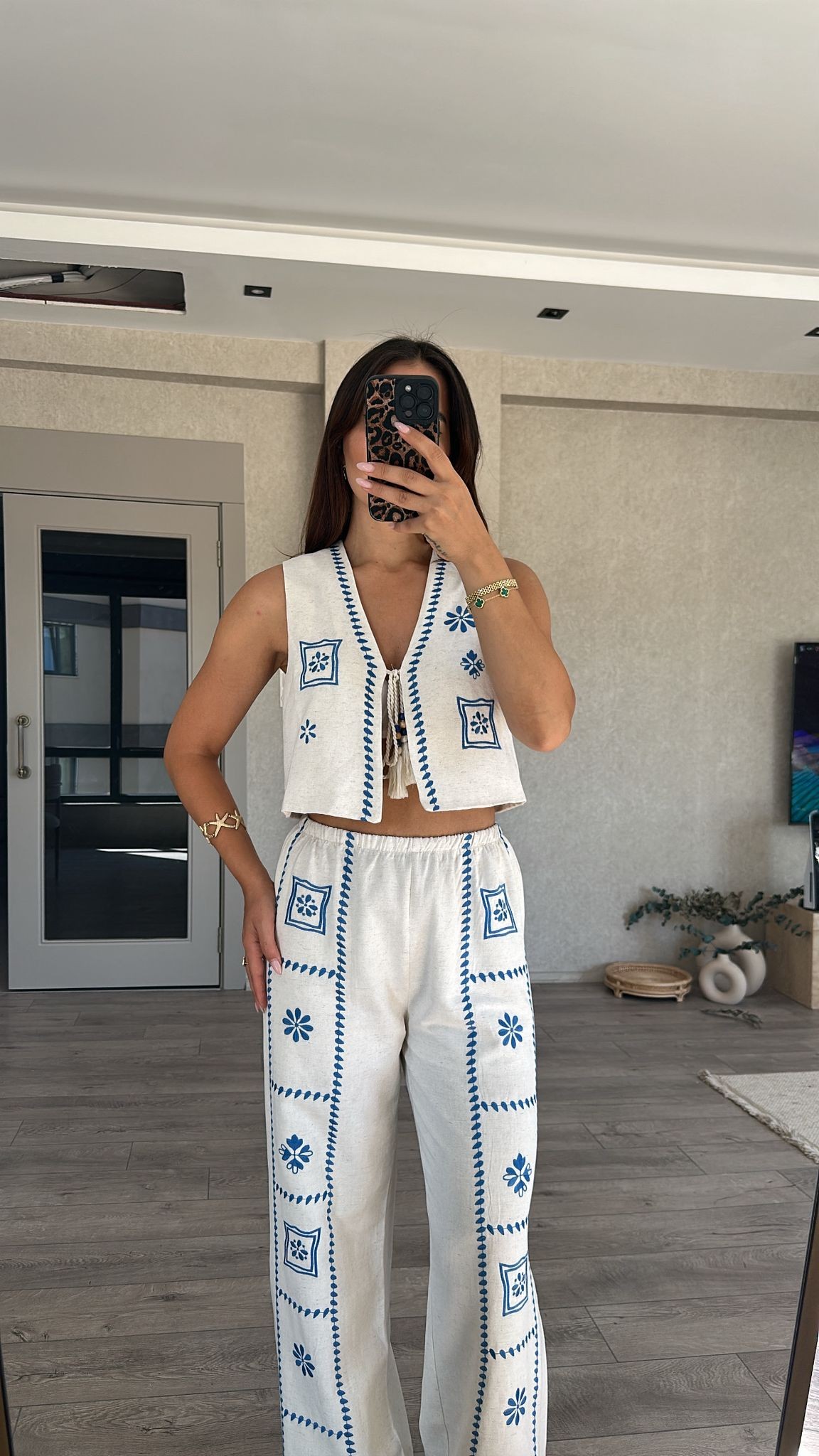 Mavi Nakışlı Pantolon