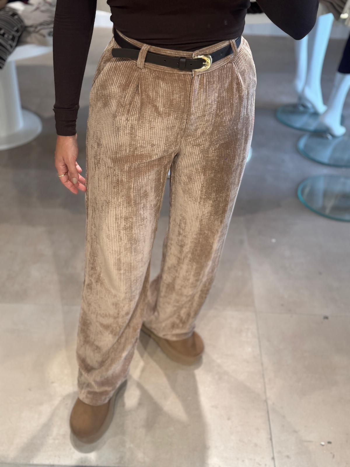 Kemerli Kadife Pantolon 