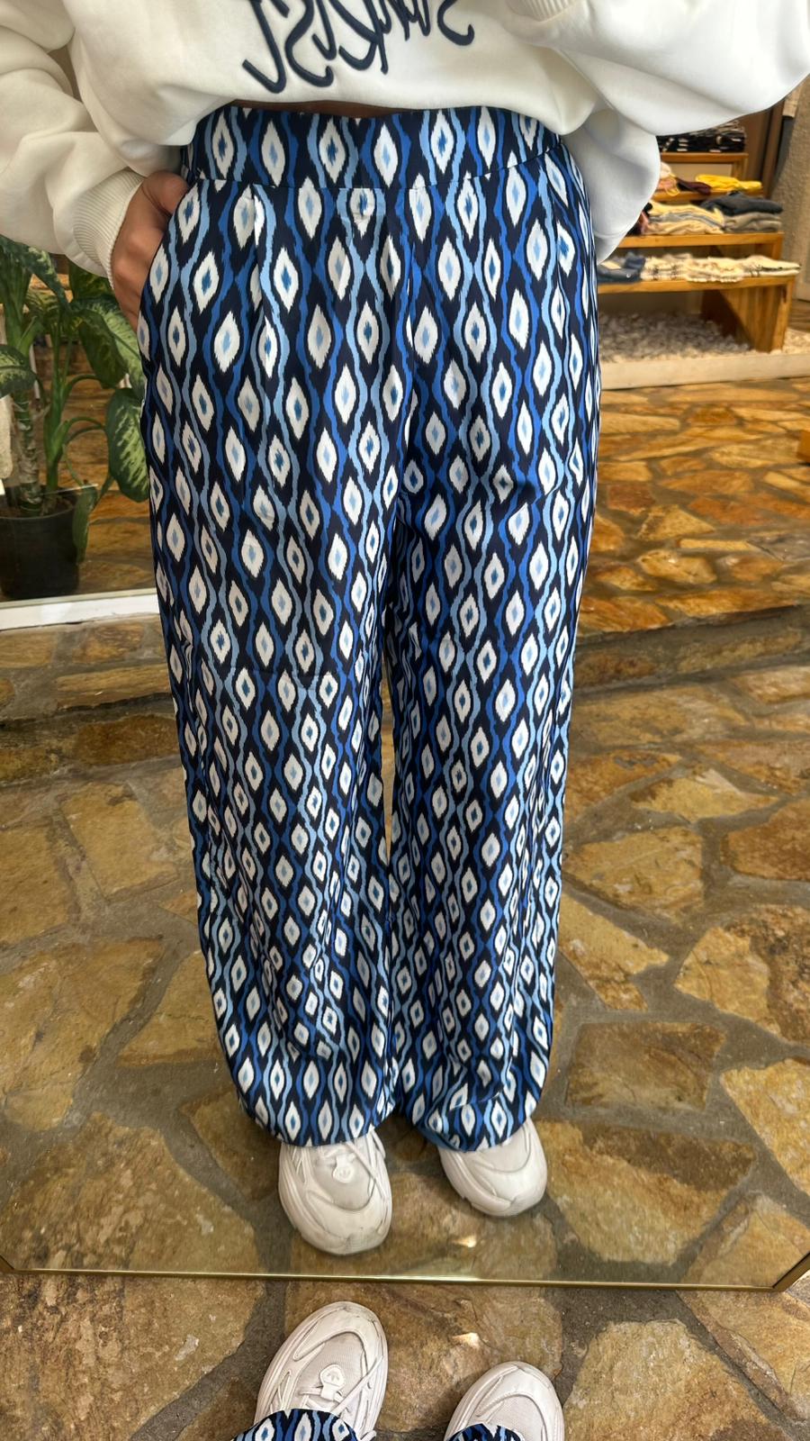 Mavi Desenli Saten Pantolon