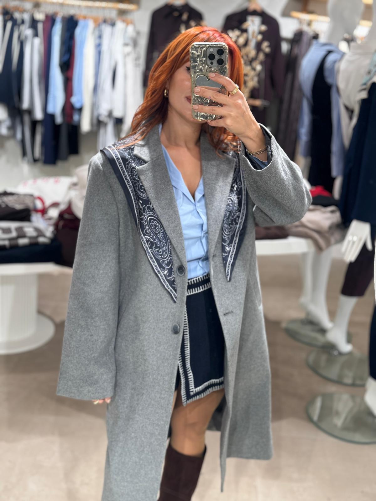 Şal Detay Kaşe Kaban