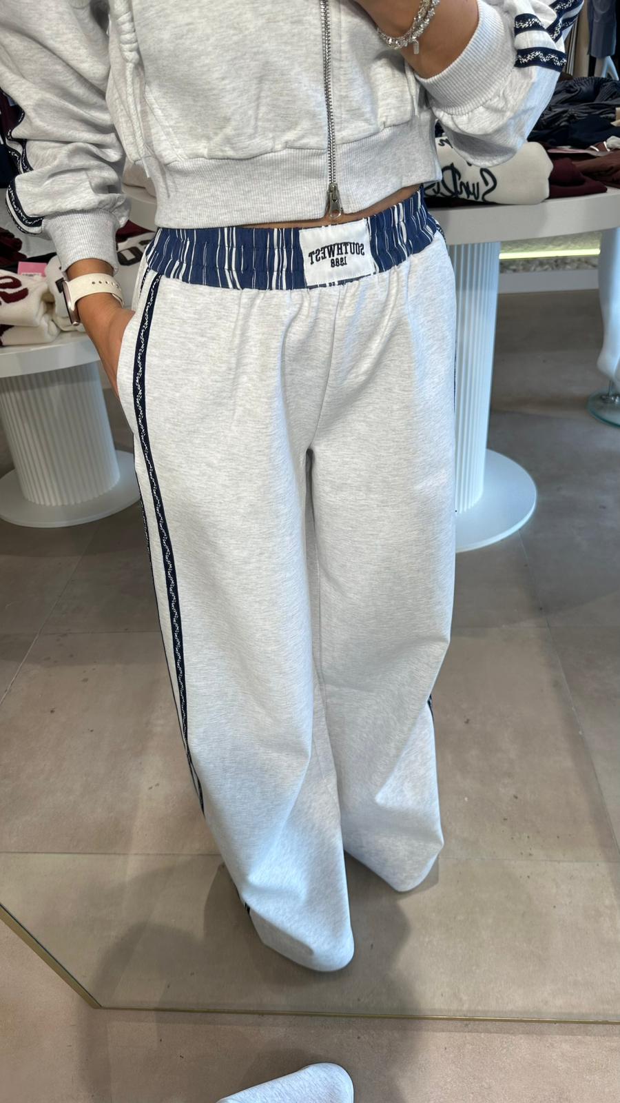 Yanları Şeritli Bol Paça Pantolon 