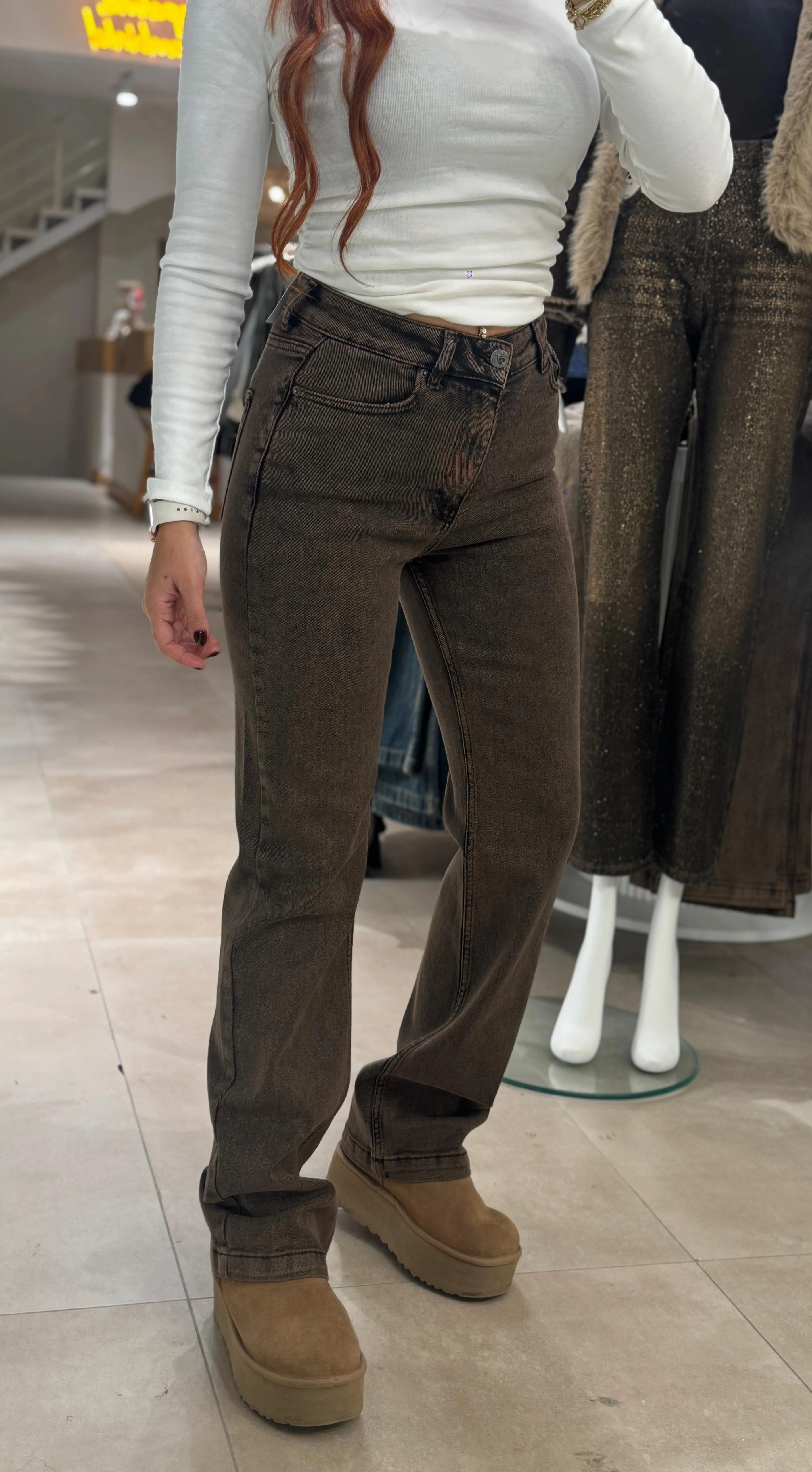 Dikişli Paça Relax Kot Pantolon 