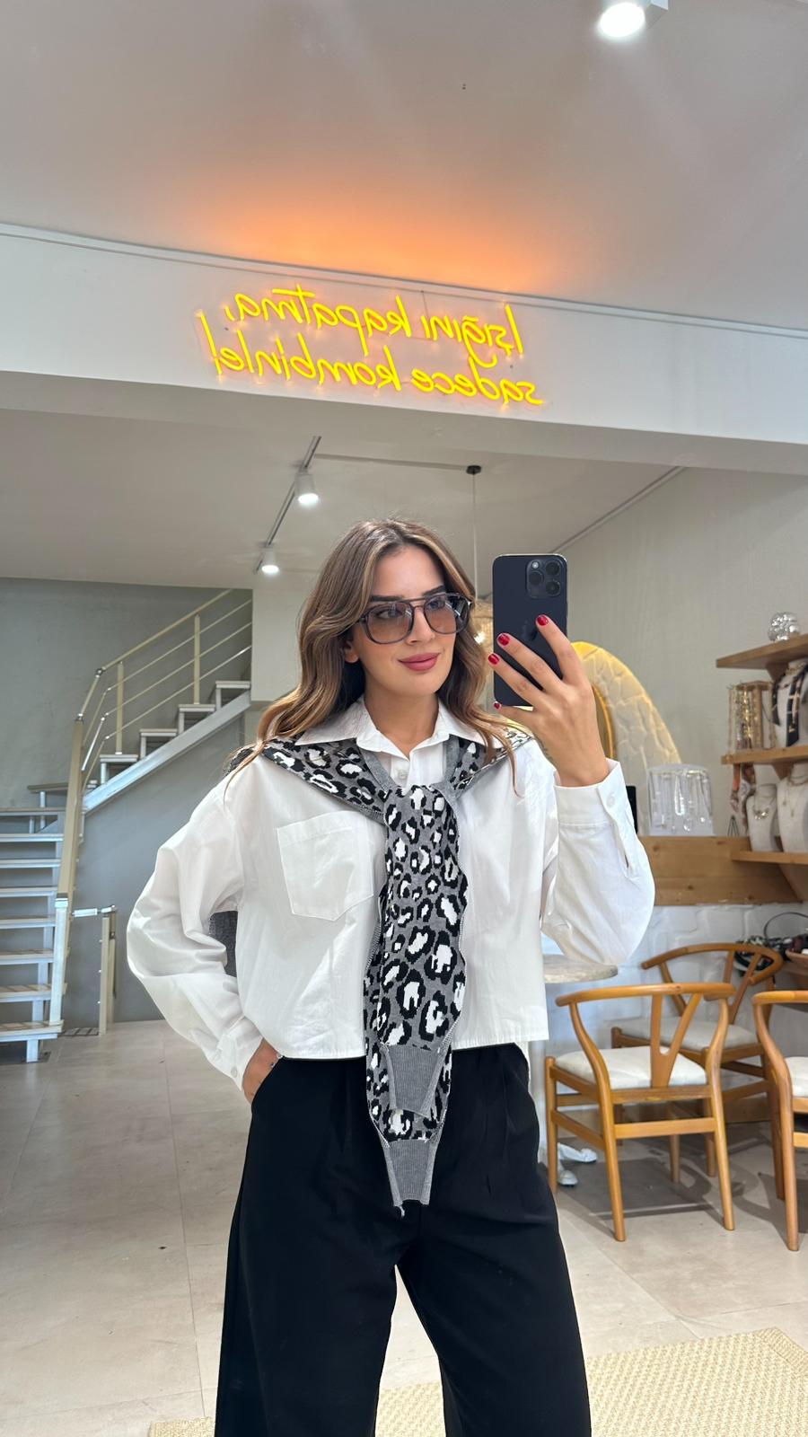 Atkı Detay Gömlek  - Gri