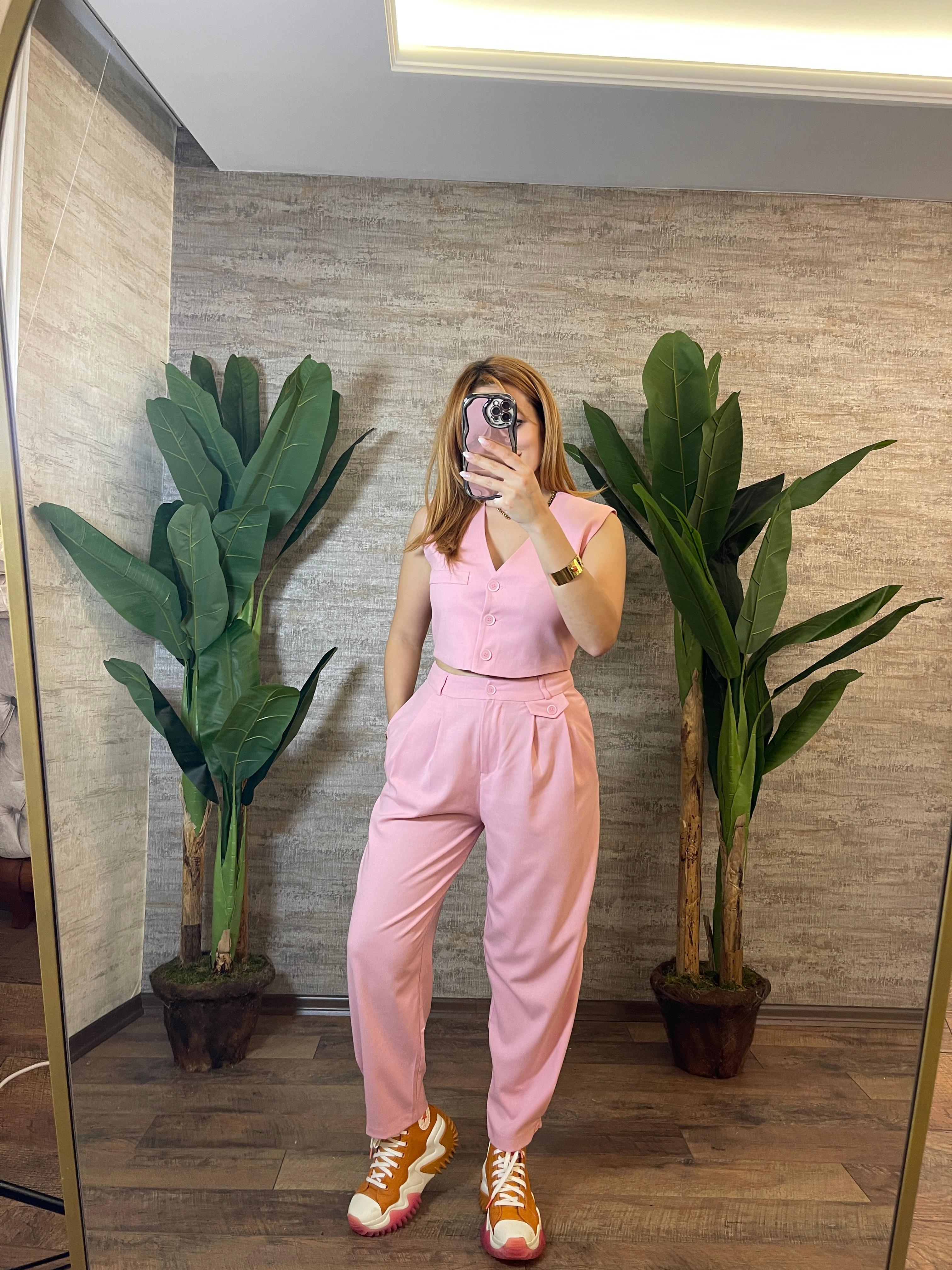 Pembe Yelek