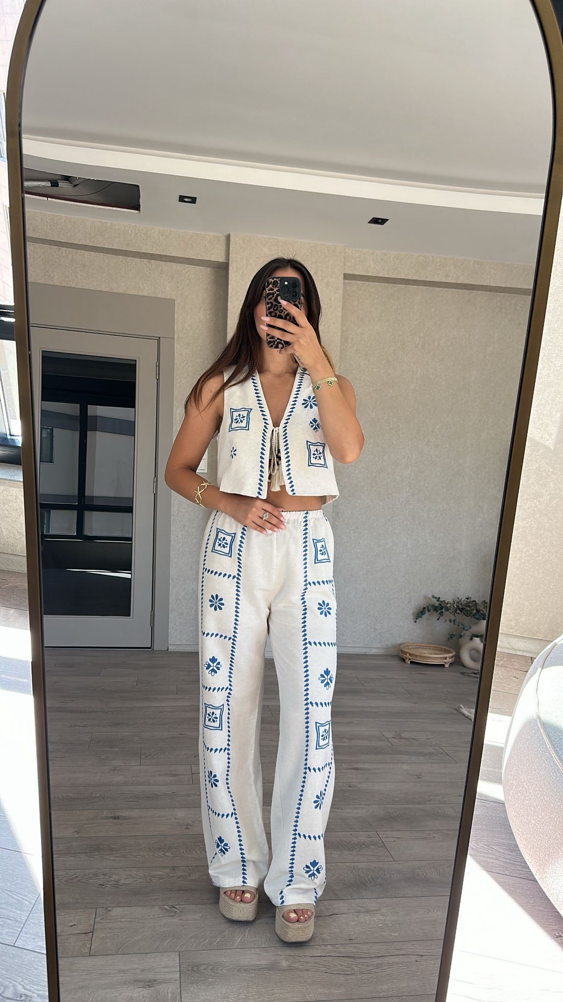 Mavi Nakışlı Pantolon